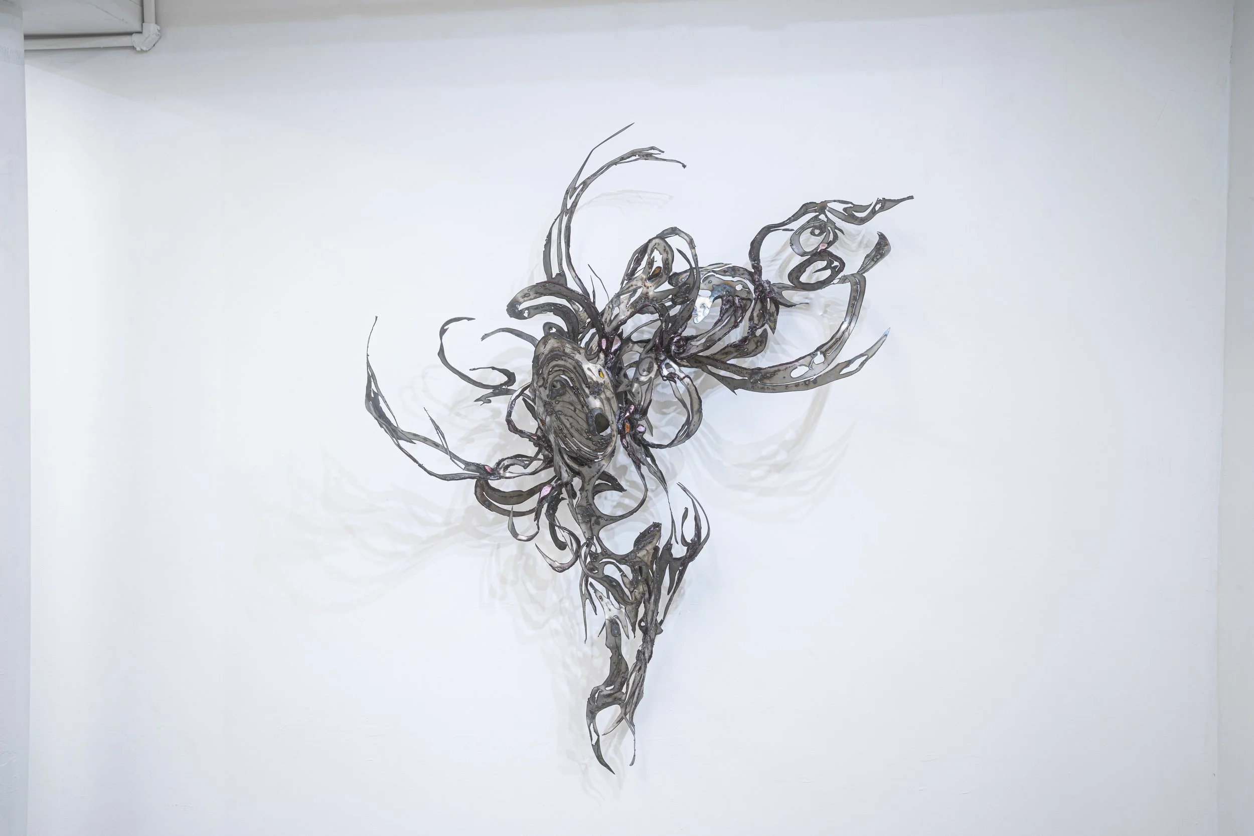 Cass Yao
Anatomy #5
2025
Steel, epoxy clay, velvet flocking, silicone,
zinc, mounting rail
37 x 54 x 16 in.
93.98 x 137.16 x 40.64