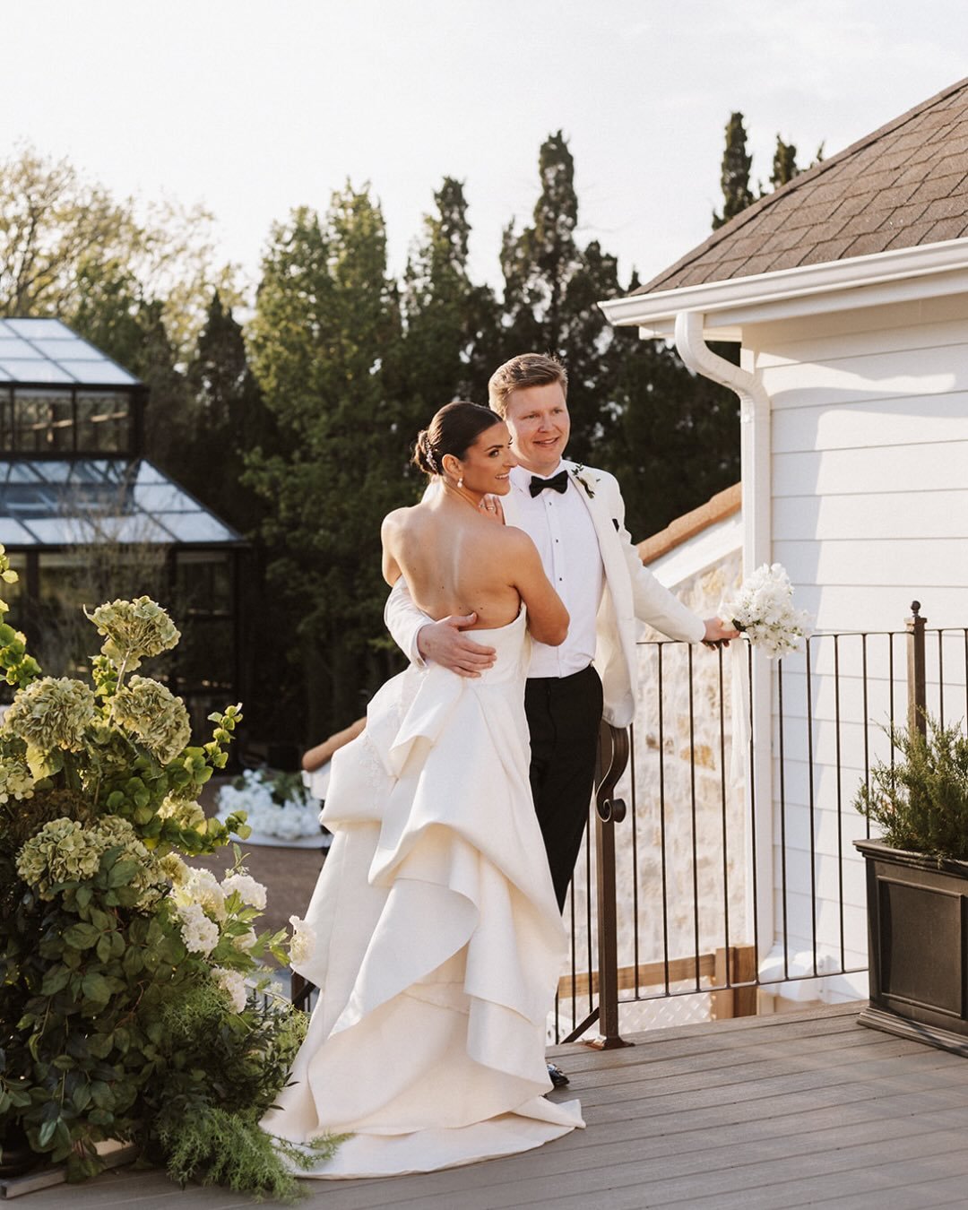 RACHEL + ANDREW: The Ceremony Edit 🕊️

Dreamy, classy, and elegant with a touch of modern European flare 🤍 Stay tuned for even more from their reception!

All hands were on deck from their STACKED vendor team - truly incredible people to work with!