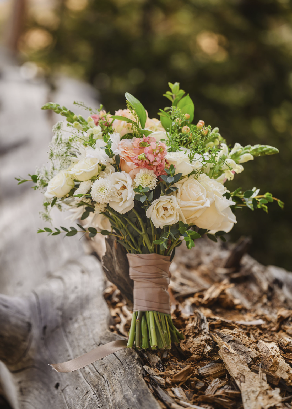 Elopement Flowers in Telluride, Colorado