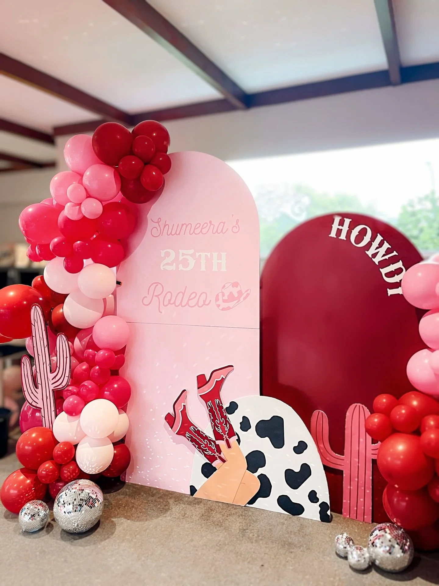 Ending the year rodeo style! 🪩🩷 | 25 RODEO 🤠

I told the girls that me working on my birthday is actually illegal 😂, so they took the challenge and created the ultimate hoedown for my 25th birthday (with a little bit of guidance 🙈 - because the 