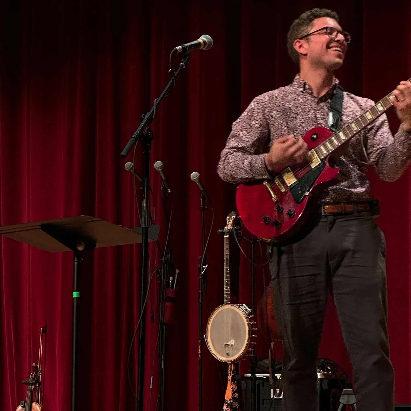 The gang goes to Maryland 🦀

Sound was great! Crowd was happy! Diego was shining!

@playdiegoplay @tere_bass @whataboutpoutine @daniesopchak