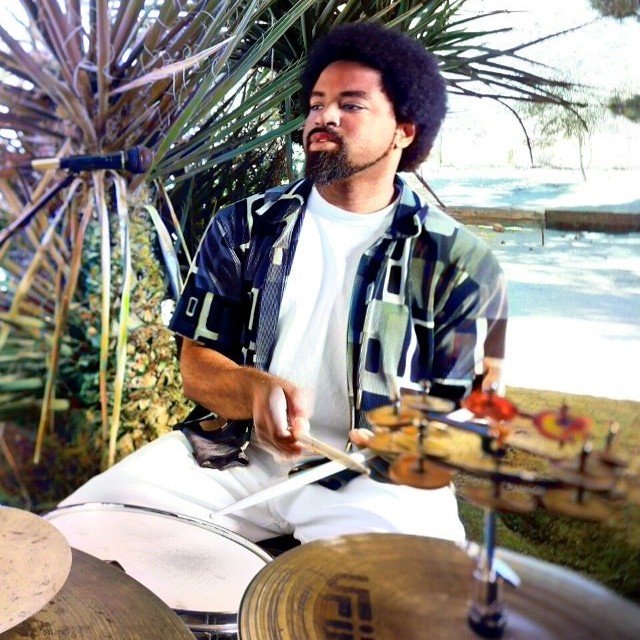 Live Music Series: Solid Ray Woods