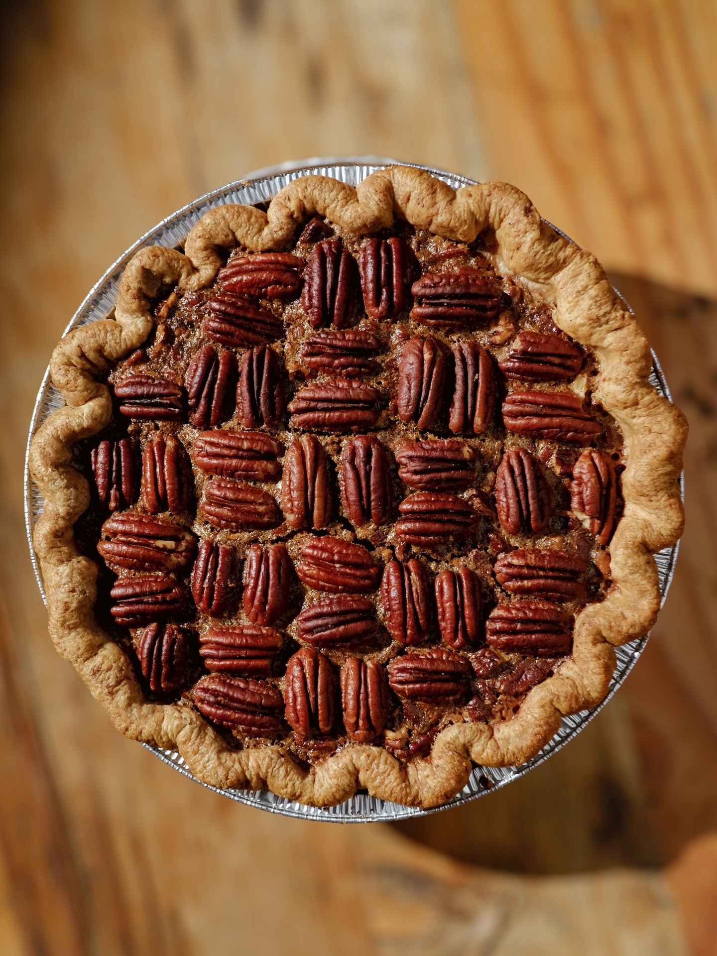 Bourbon Pecan Pie ✨ 

This pie is loaded with pecans, maple syrup, and a touch of Bulleit bourbon* The sweet, crunchy filling sits inside a crust that is flaky, buttery, and made with fresh-milled Sonora flour

order now on website