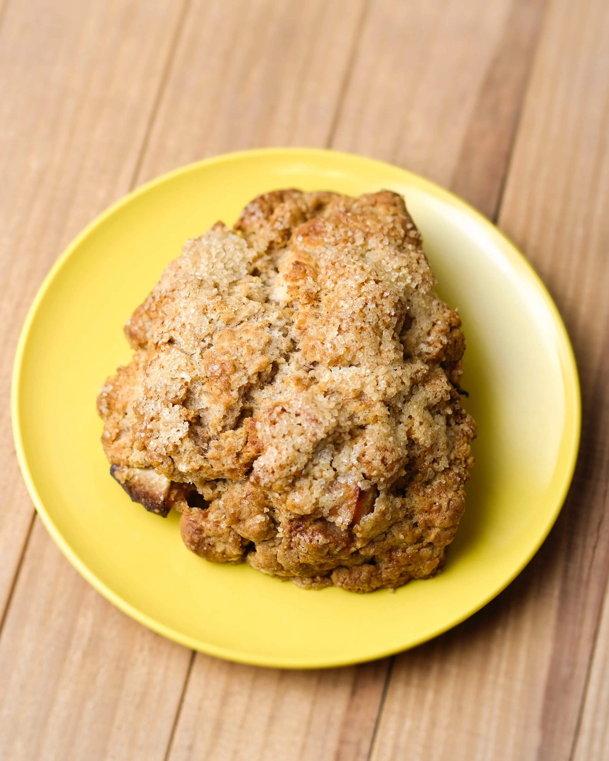 SWEET SCONE ✨ Apple Maple Cinnamon 

Come on by and try this new delicious fall favorite