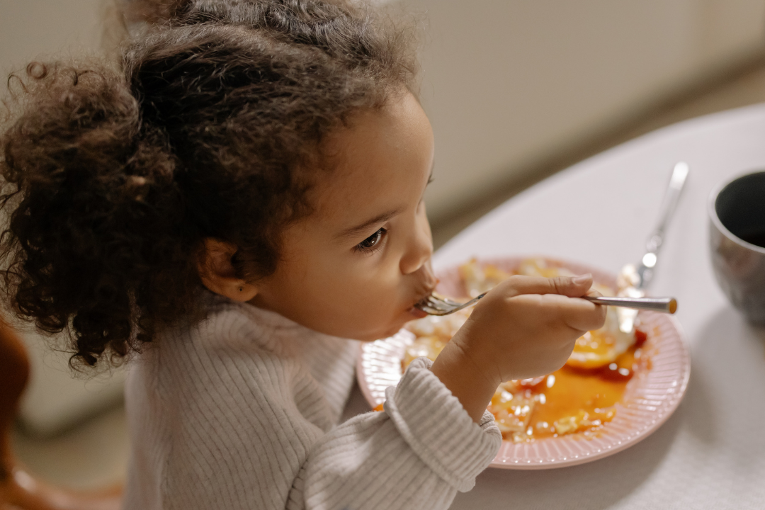 Helping a Picky Eater Try New Foods: 6 Simple OT-Approved Tips for Parents