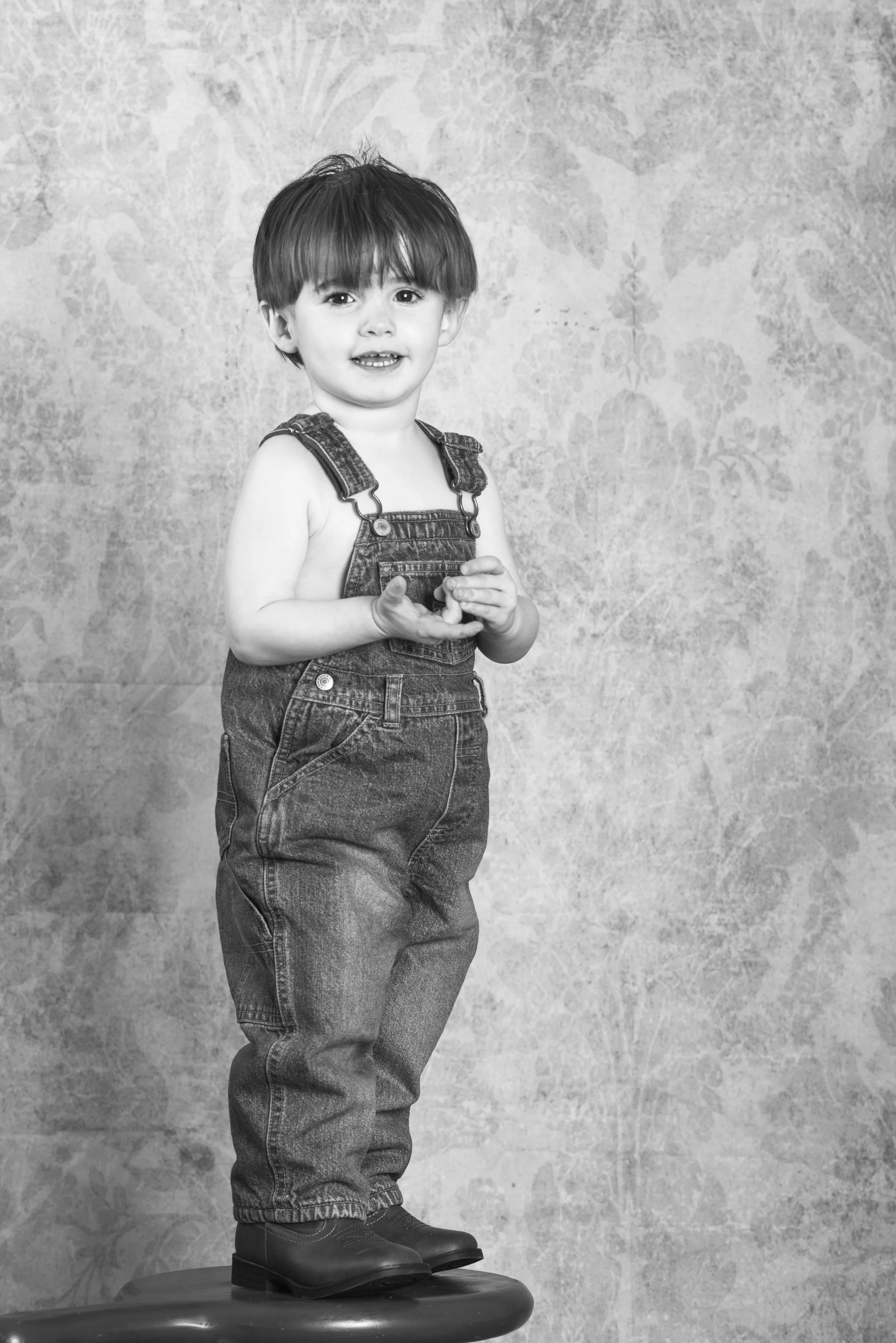 Special School Fine Art Pop Up Childrens Sessions Color-or Black and White