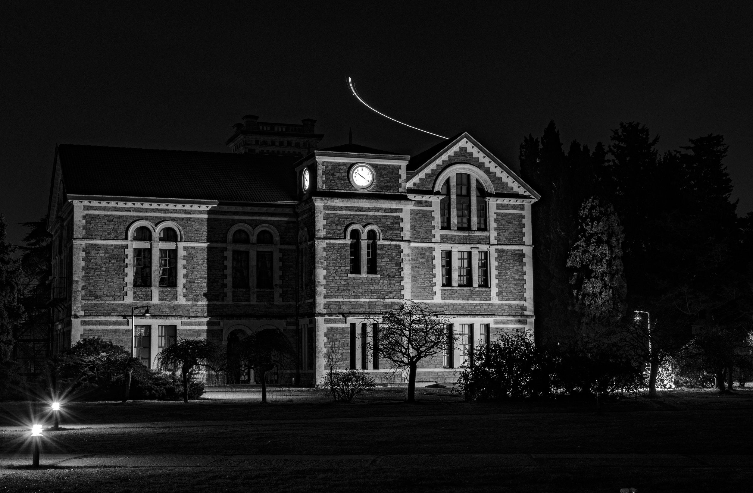 Night at the Albert Long
