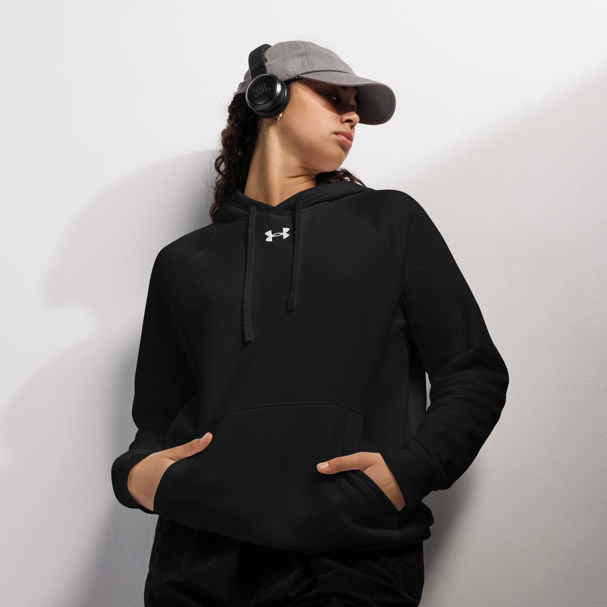 under-armour-hoodie-black-front-693e7bfe61478.jpg