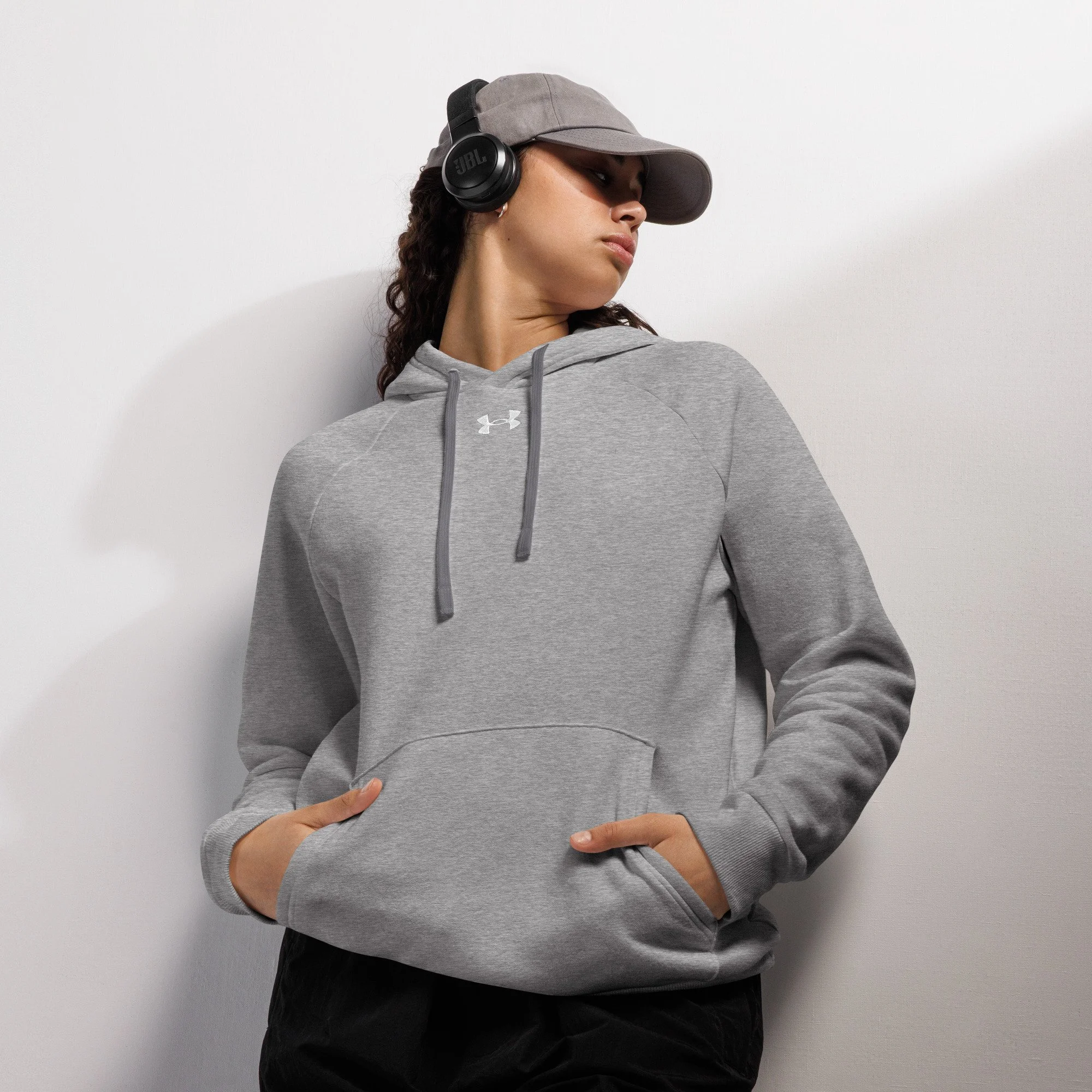 under-armour-hoodie-grey-front-693e7bfe6c8a1.jpg
