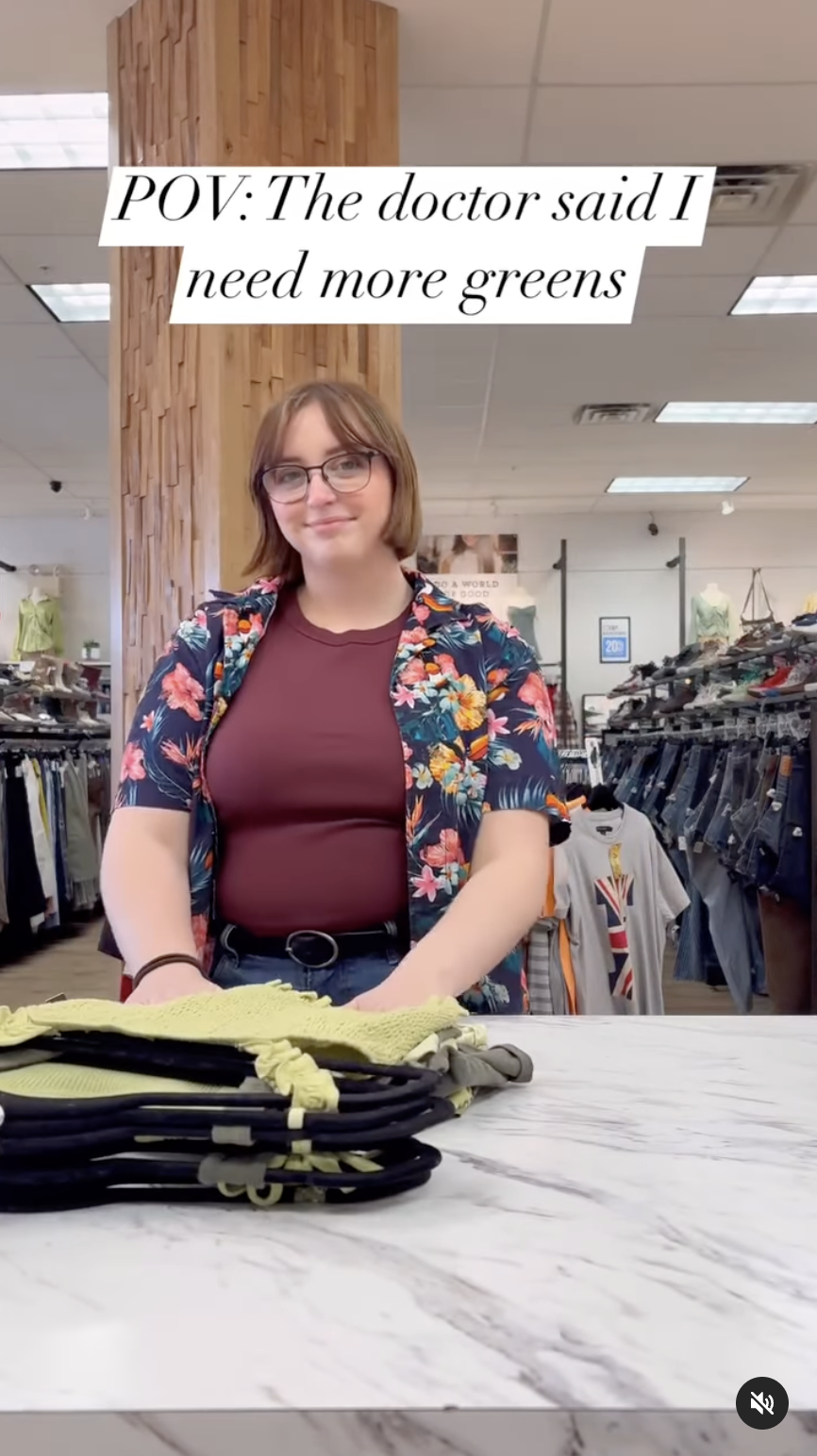 🥬🫛🫑 Just following the doctor's orders! #psu #statecollege #UptownCheapskate #SustainableFashion #springcasual #style #ThriftAndSave #uptowncheapskate #springtime #ThriftStyle #green #greens