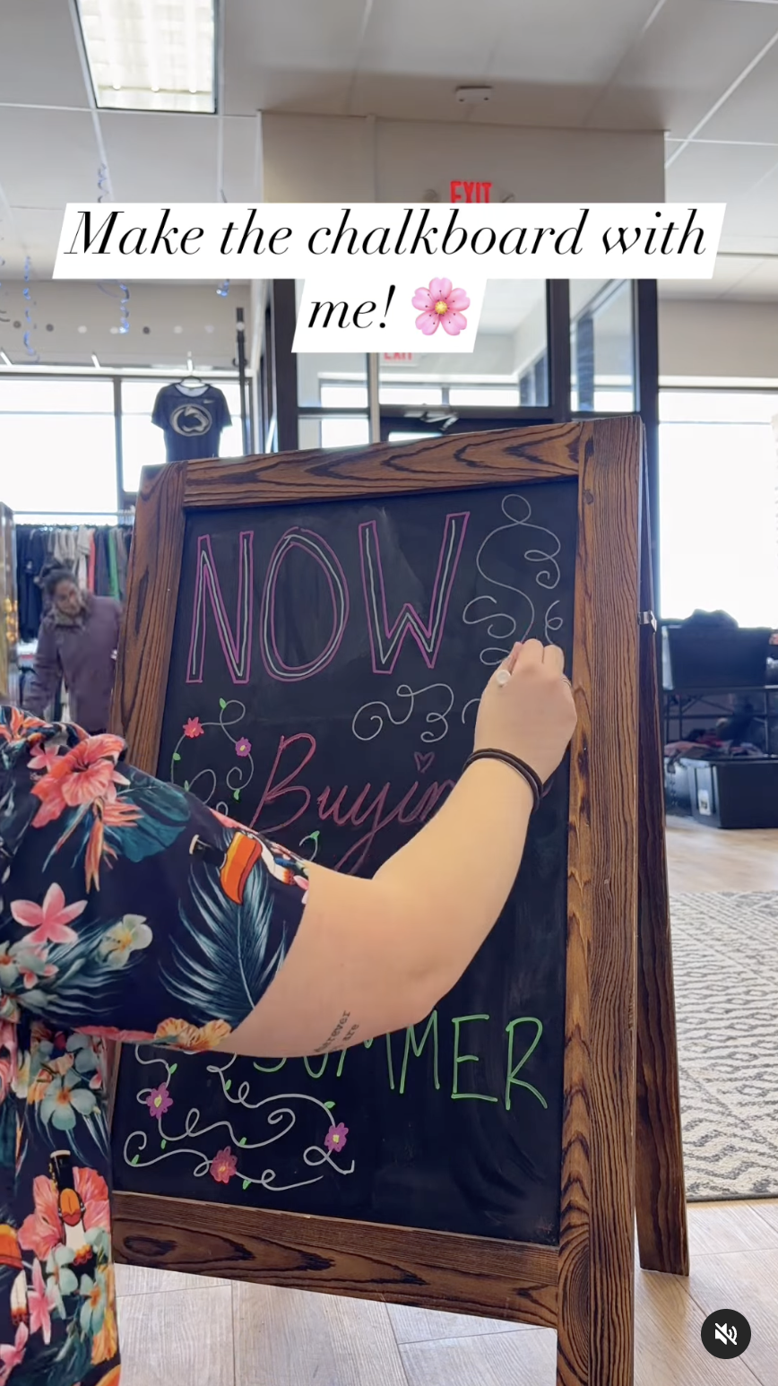 We’re now buying your Spring and Summer styles! 💖 Most needed items: Dresses, Women’s Athletic, Men’s. Sell to us Monday-Saturday 10am-7pm!   #statecollege #psu #ThriftAndSave #UptownCheapskate #ThriftStyle #SustainableFashion #uptowncheapskate #spr