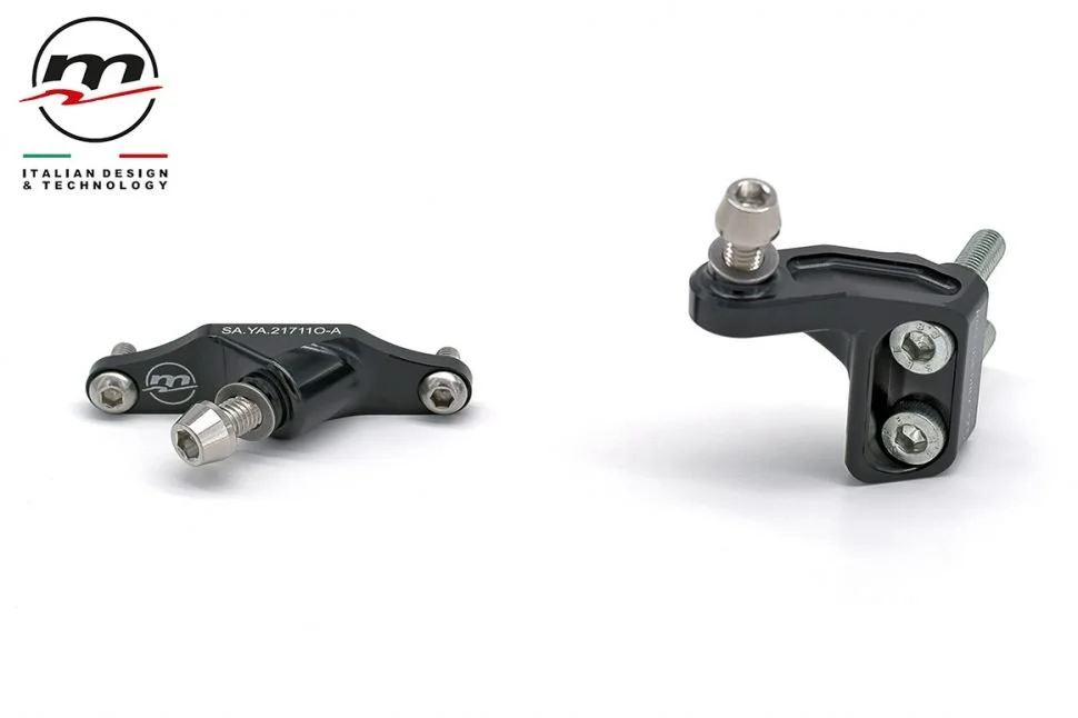 MELOTTI YAMAHA R6 LATERAL BRACKETS.jpg