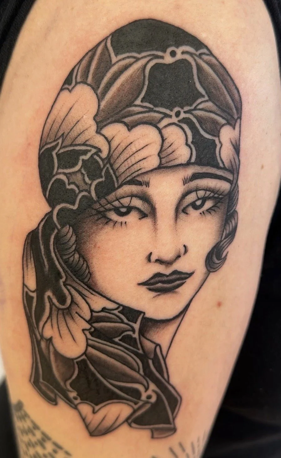 Lady Head