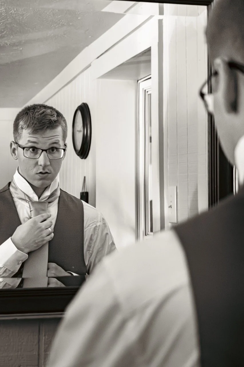 PeevyhouseWedding_GettingReady-6.jpeg