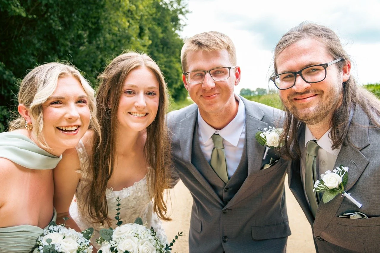 PeevyhouseWedding_WeddingParty-13.jpeg