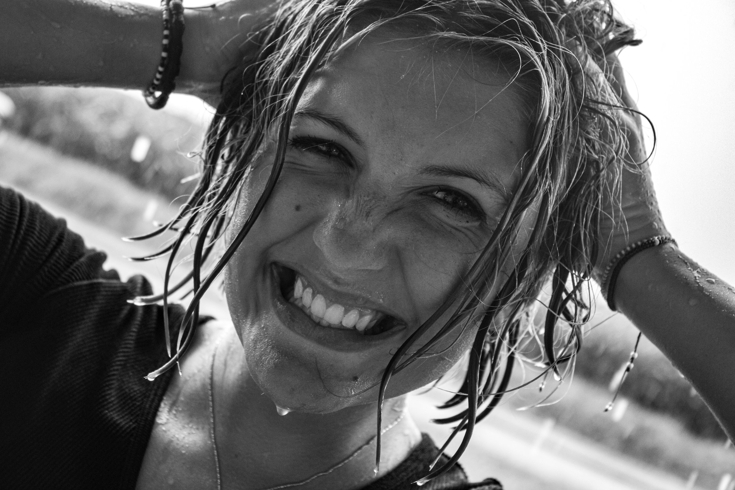 Tay&Macie_Rain-19.jpg
