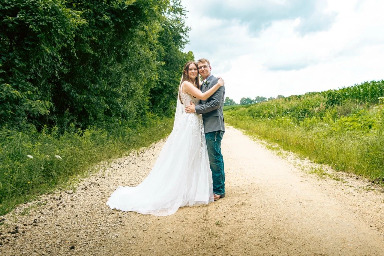 PeevyhouseWedding_BrideGroom-49.jpeg