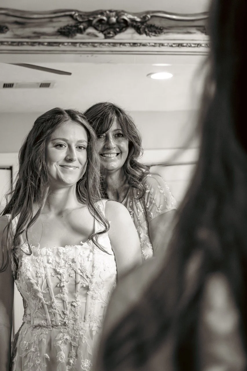 PeevyhouseWedding_GettingReady-47.jpeg