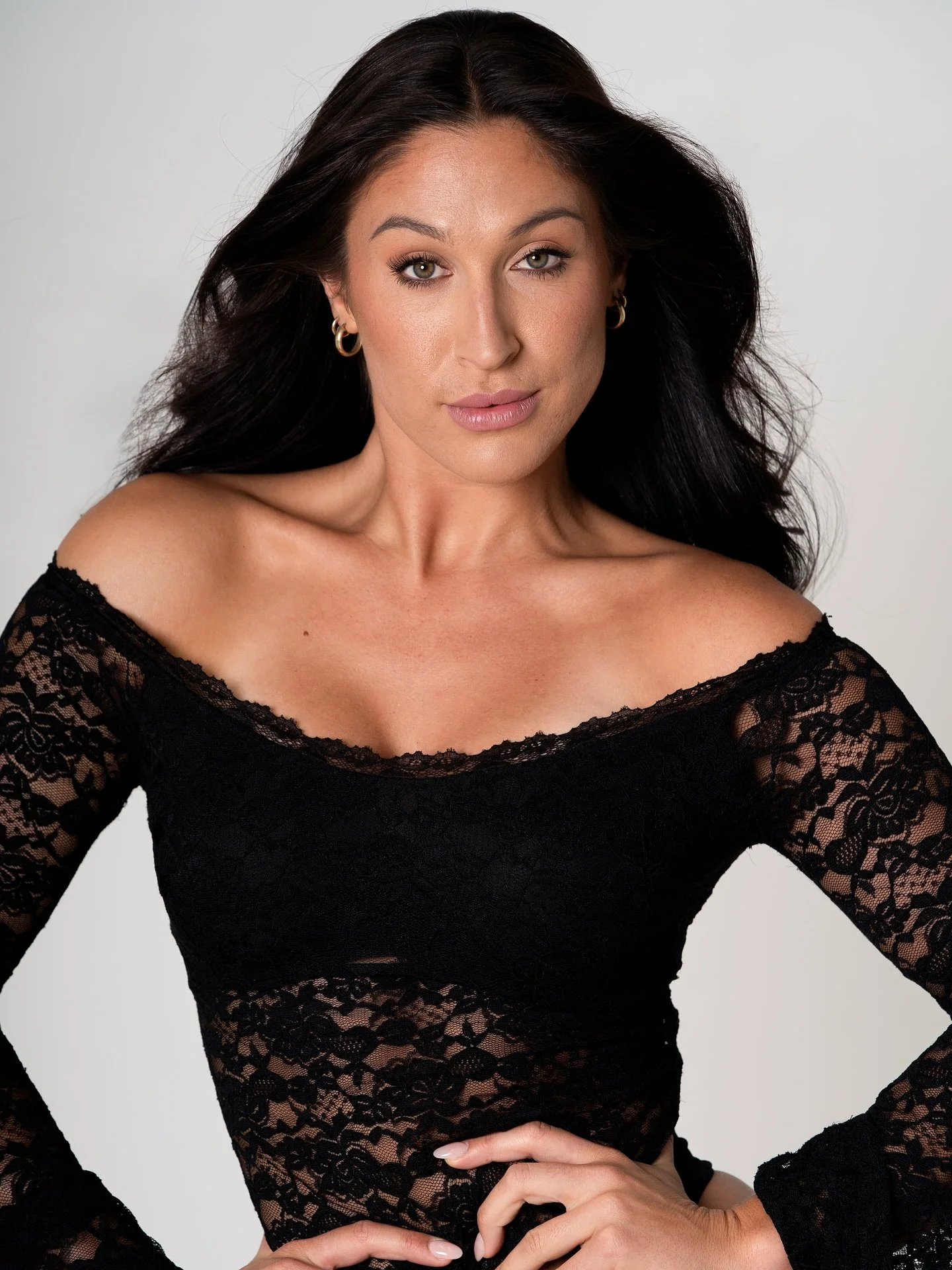 Dance portfolio updates for @kelseymccosh at @butterstudio__ 
~
~
~
~
~
#dance #modelling #danceportfolio #modelportfolio #actorheadshots #photography #studiophotography