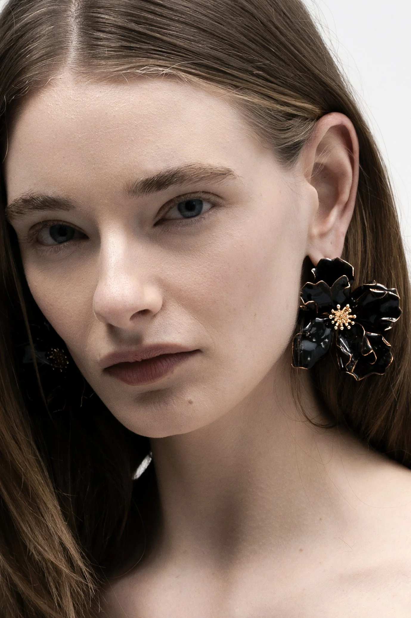 _DSC0992 cropped slightly colour graded pop earring.jpg