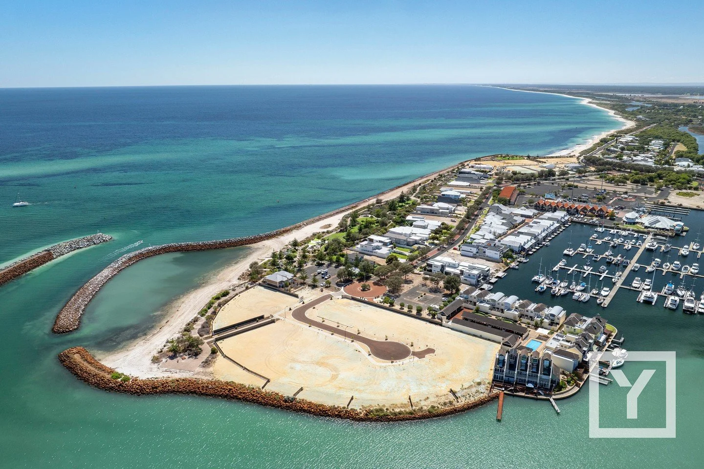 🌊 Geographe Living

Canal-front homes, personal jetty access, and sunsets over the Bay &mdash; Geographe is where everyday living feels like a holiday.

Perfectly positioned near Busselton, Dunsborough and the wider Margaret River region, this peace