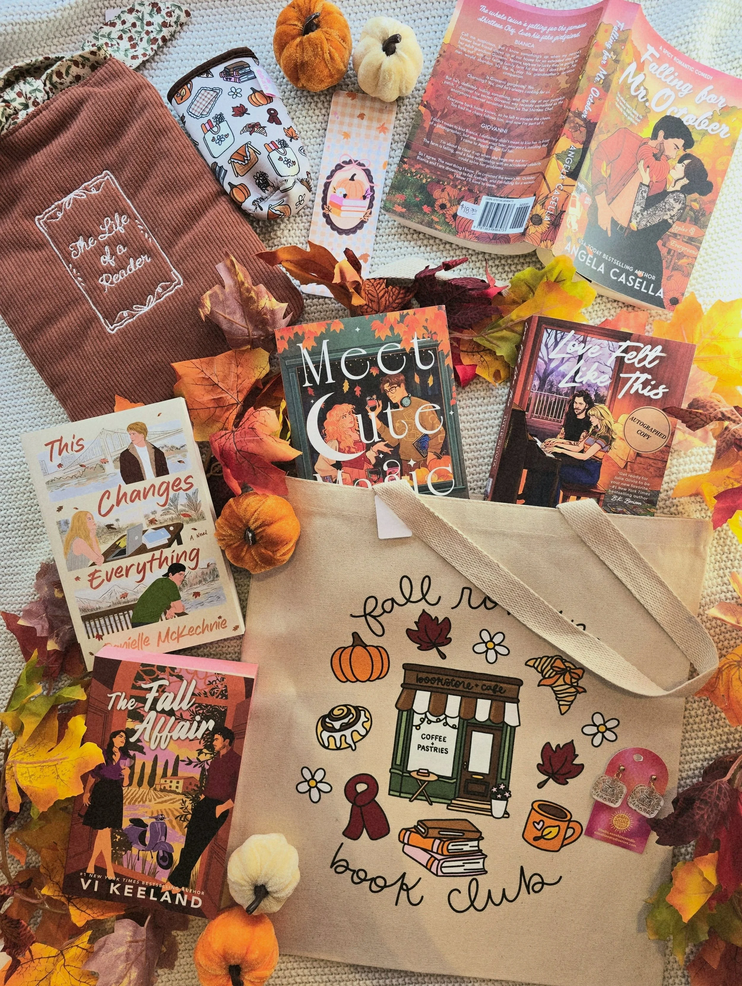 Fall is officially back to the top of our TBR! 🍂📚

Give us crisp mornings, cozy sweaters, pumpkin everything, and a stack of books we can disappear into the for the season. (These temps outside just need to get the memo!) 

What&rsquo;s on your fal