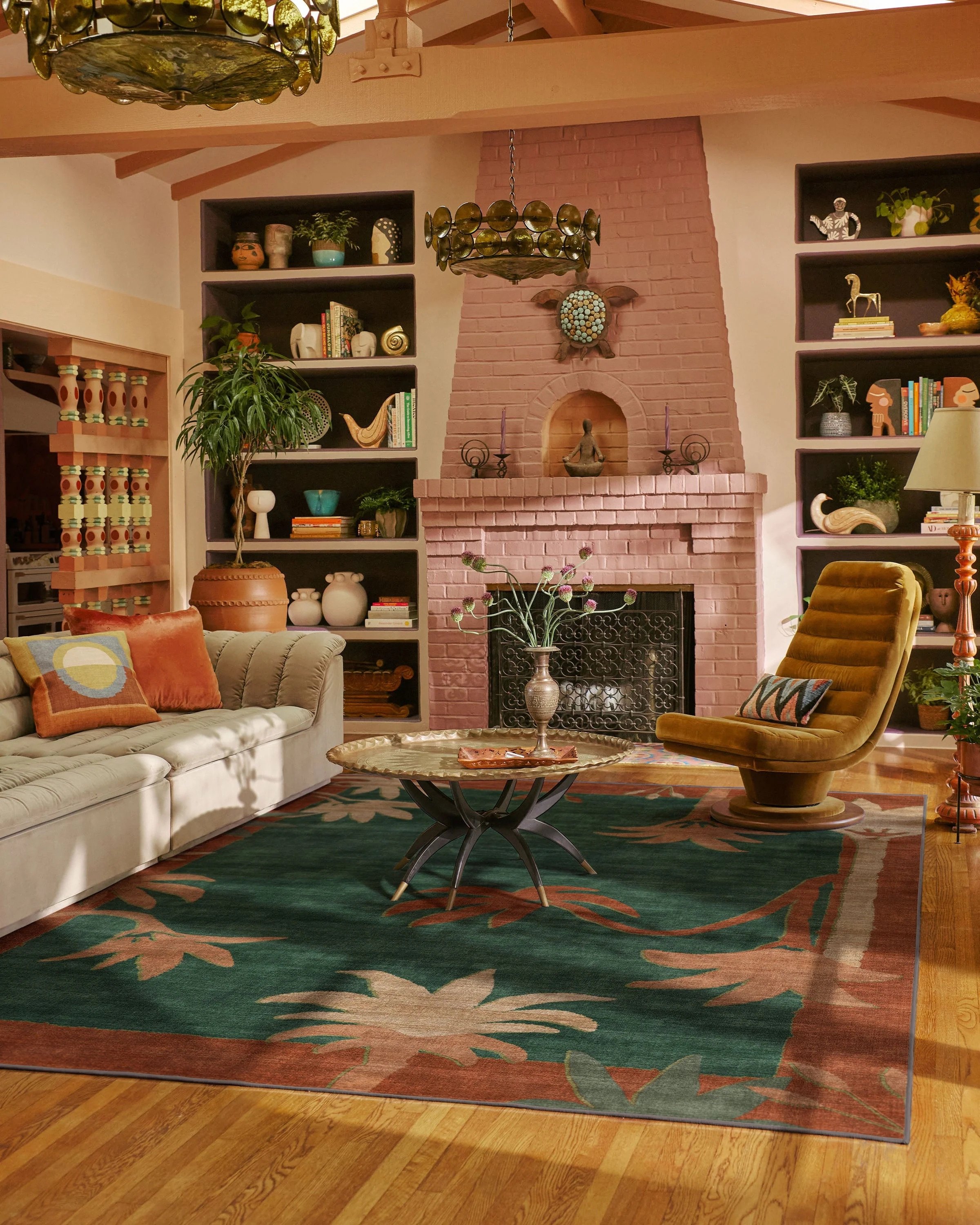 
Take a walk on the wild side. The Sabal Olive & Amber Rug features large palm silhouettes from Justina Blakeney's original hand-drawn artwork, growing through a striking amber border. Neutral tones ground the composition against an olive field, maki