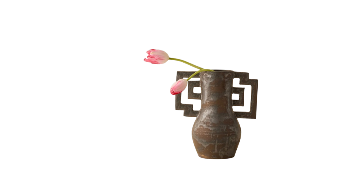 Traverse Vase-Photoroom.png