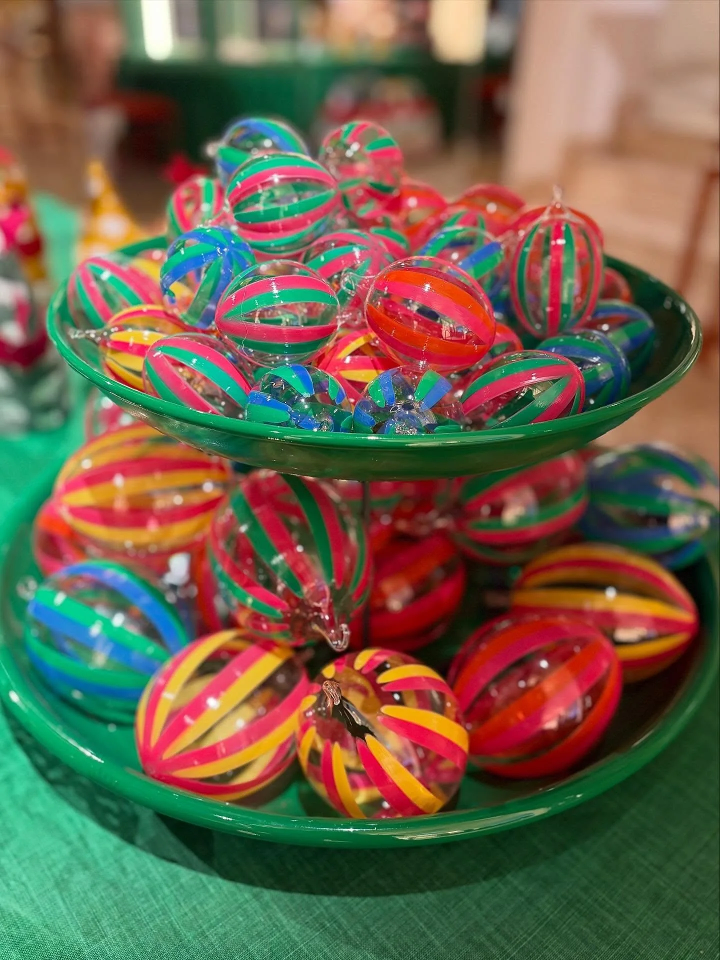 Lite p&aring;skinspiration fr&aring;n Svenskt tenn 🐣 en gr&aring;mulen dag som denna &hellip;