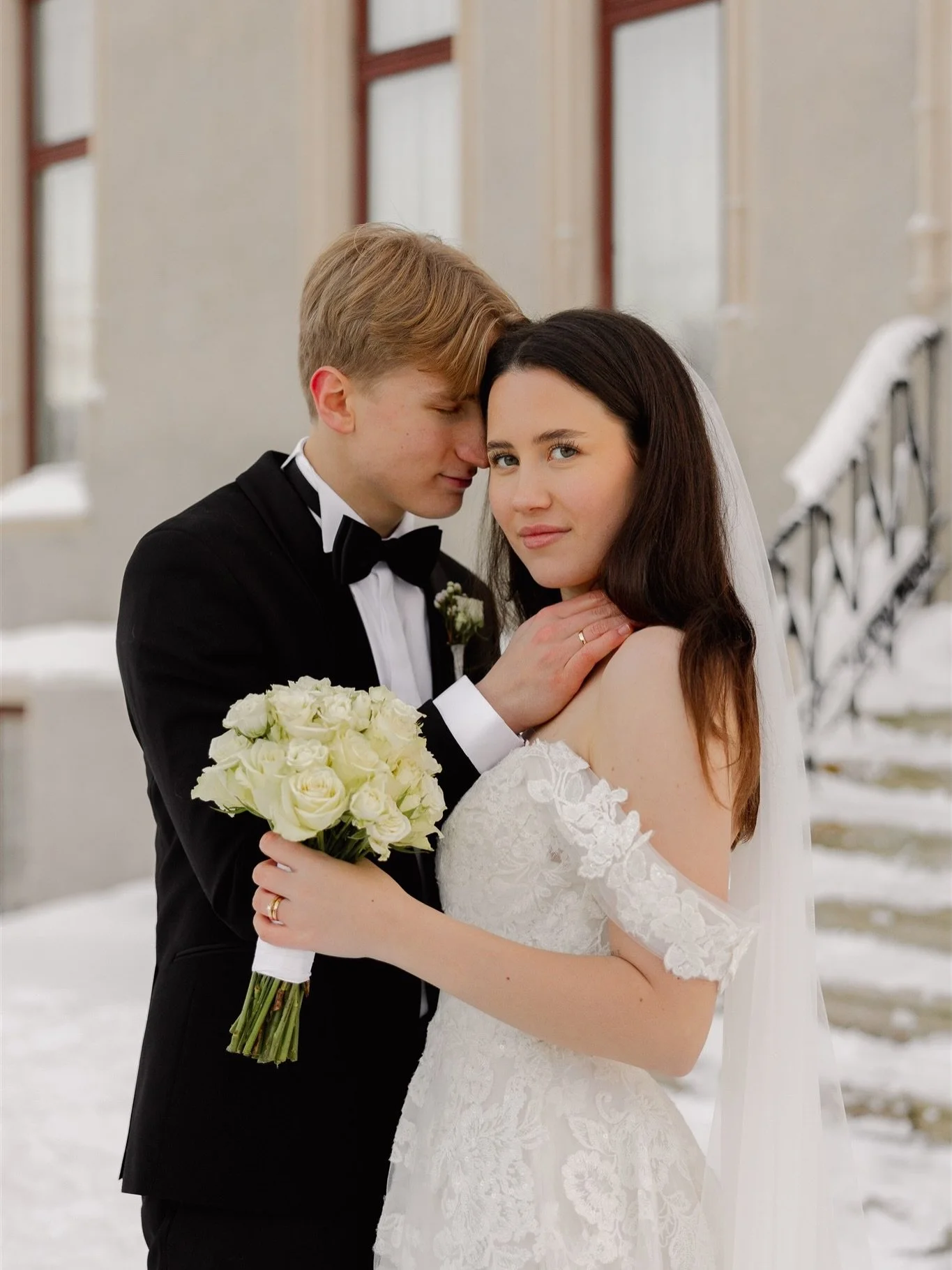 Hi! It&rsquo;s been awhile (😅), but happy new year! 
Thought last years January wedding was the perfect first 2026 post. ❄️ I won&rsquo;t get all sappy, but so grateful for all the couples that I&rsquo;ve photographed in 2025 &amp; for all the new o