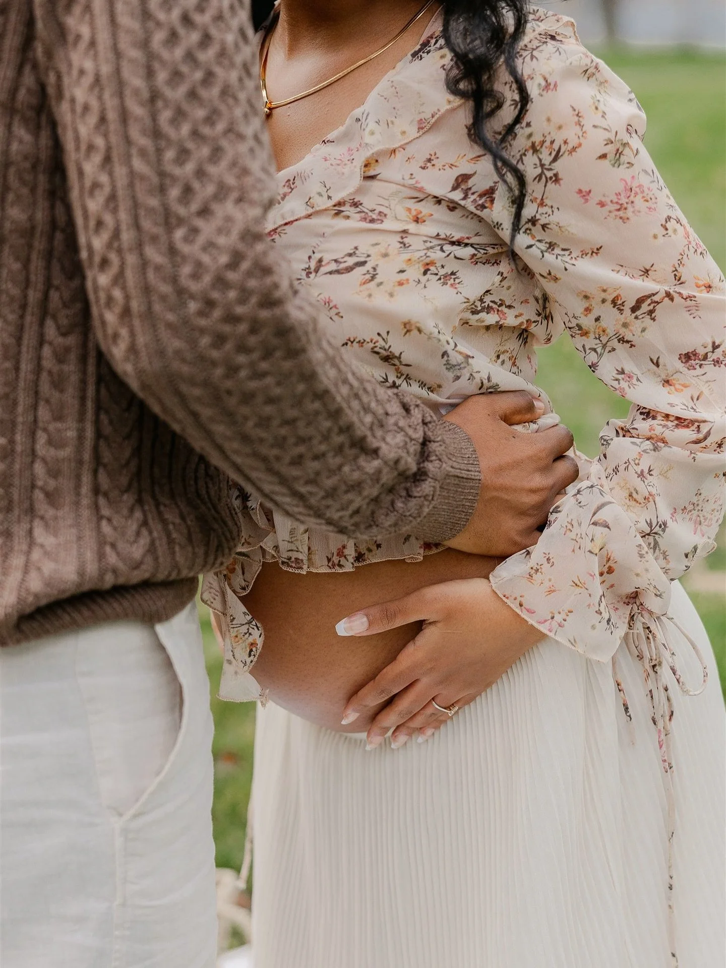 Bringing back the single photo posts 😍 

&mdash;&mdash;
#maternitysession #maternityphoto #documentaryphotos #norwayphotographer #bergenphotographer #destinationphotographer