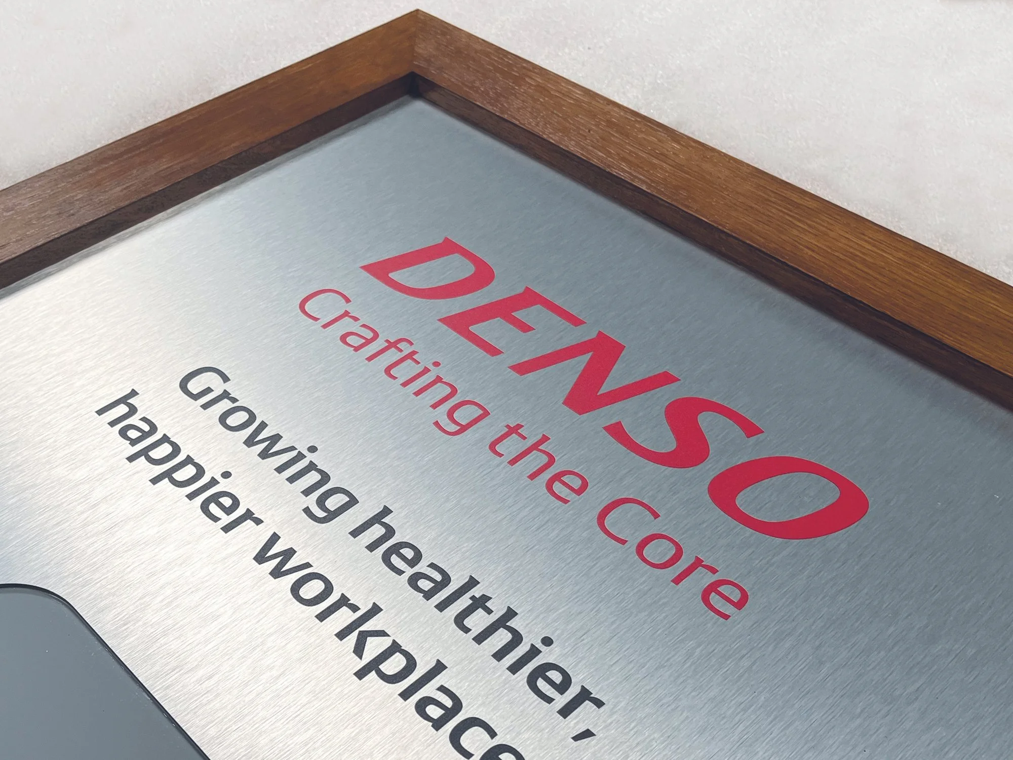 Wallmade Denso Oak & Dibond Plaque.jpg