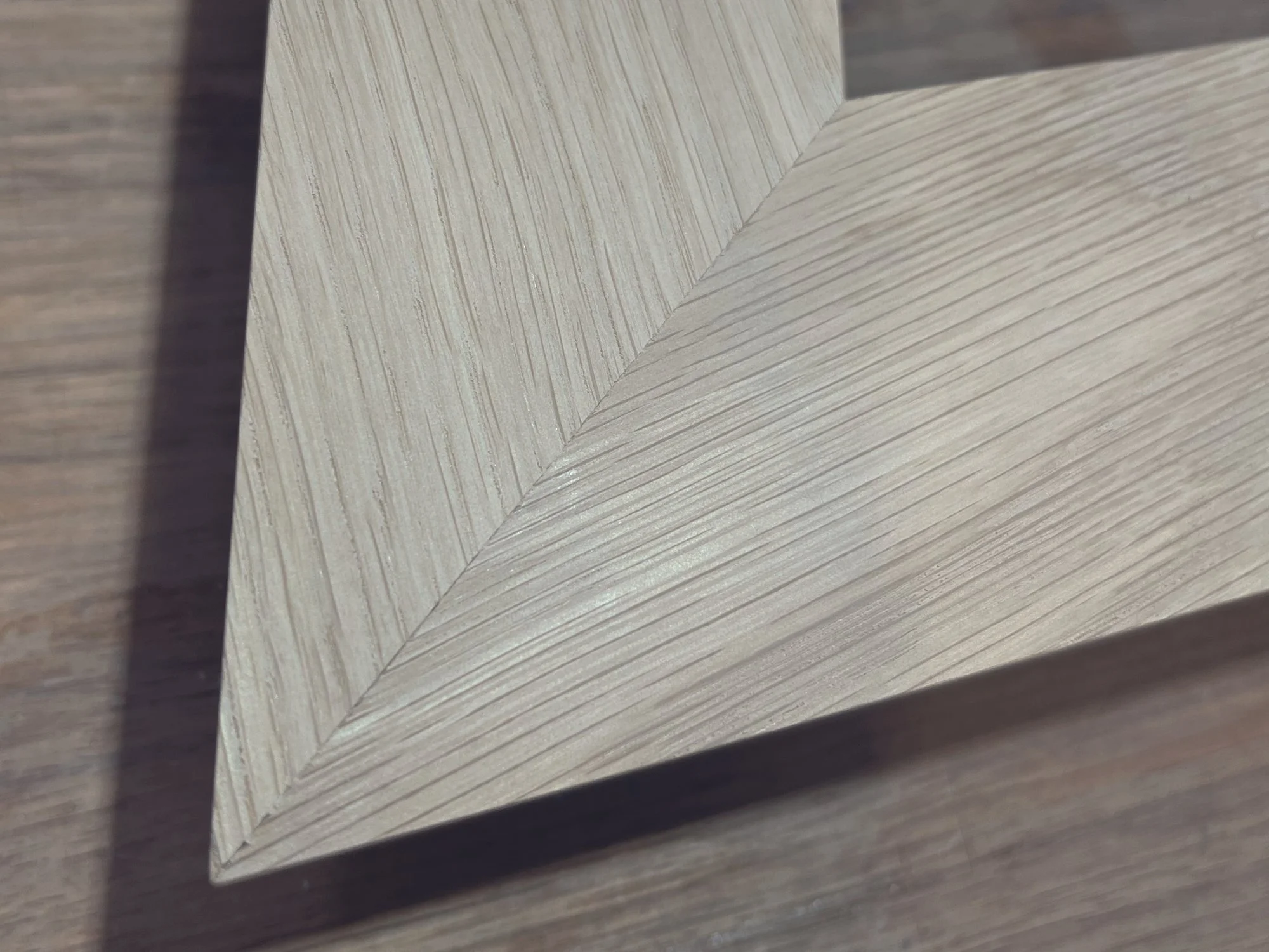Oak corner joint.jpg