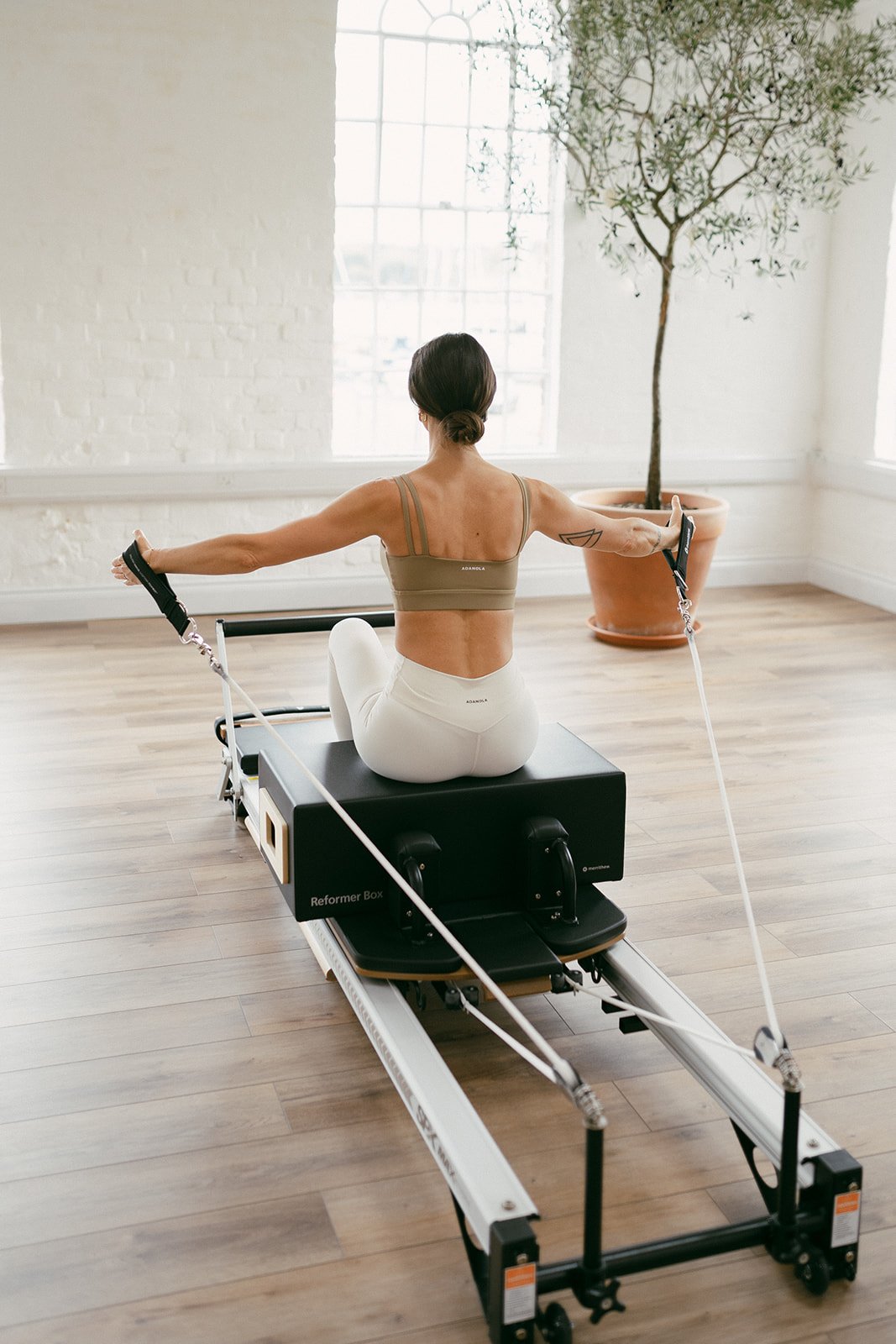 natalie_silvester_Iow_pilates_branding_photos (35 of 180)_websize.jpg