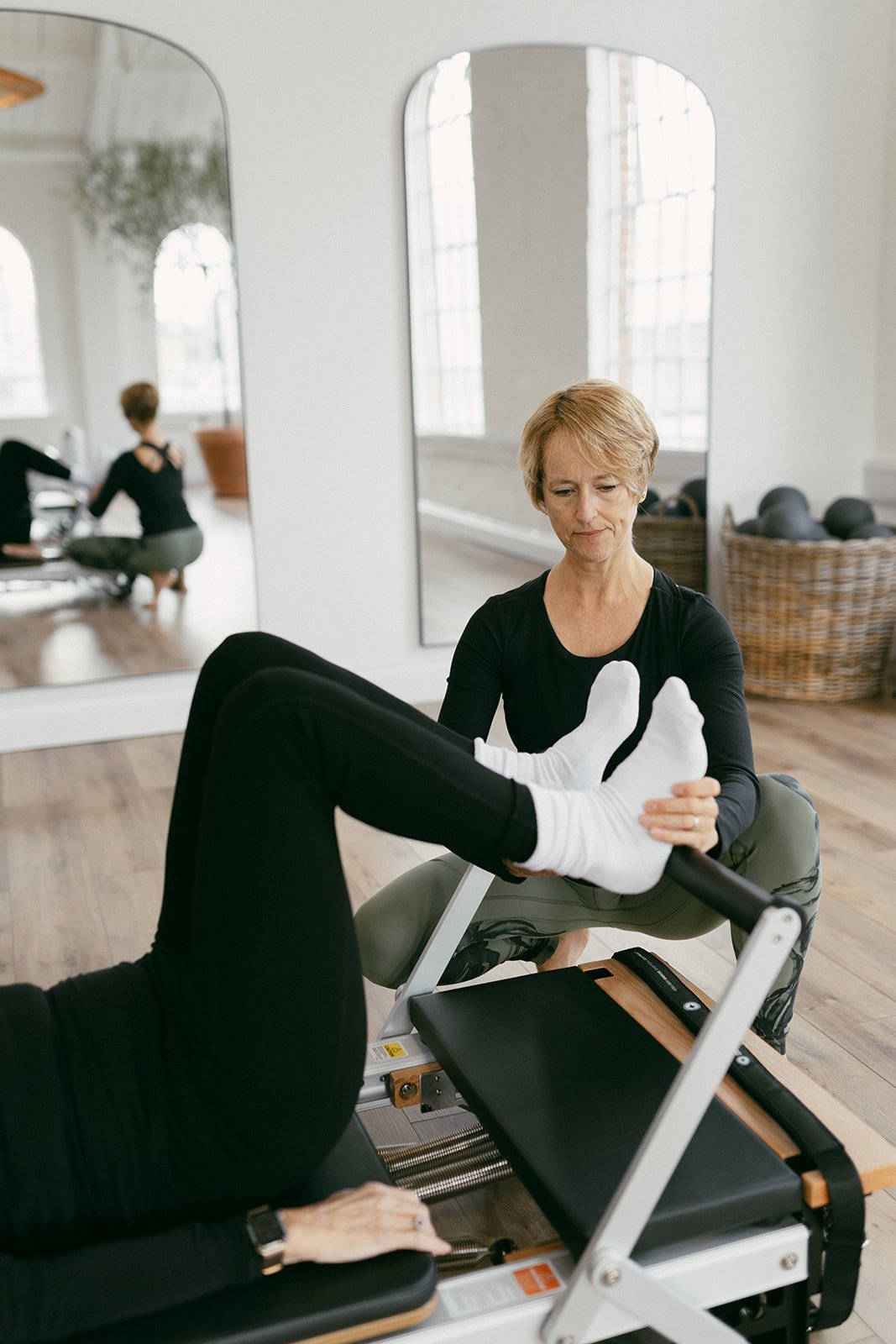 natalie_silvester_Iow_pilates_branding_photos (2 of 180)_websize.jpg
