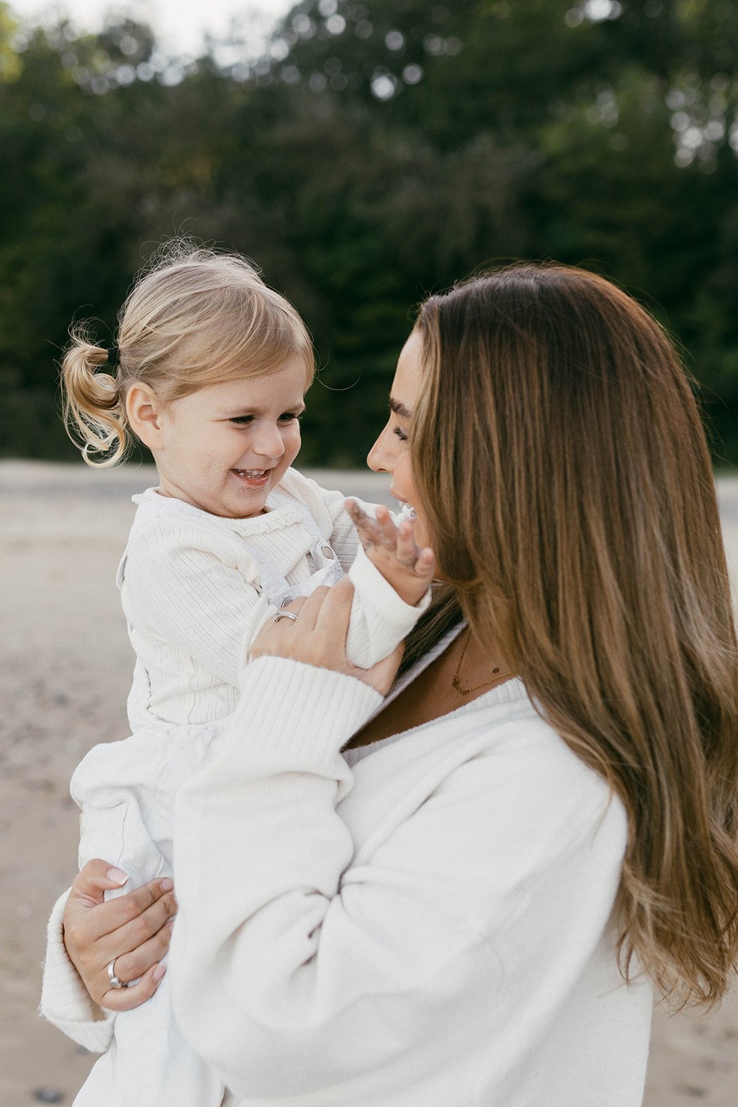 natalie_silvester_photography_Wooldridge_family_session_priory_bay (81 of 176)_websize.jpg