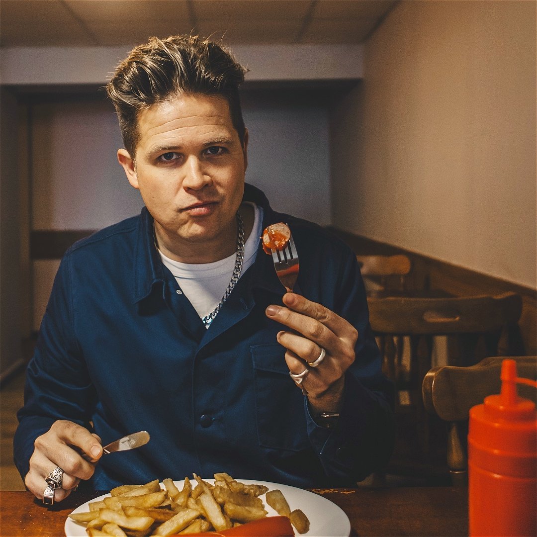 Luke Wright - Pub Grub.jpg