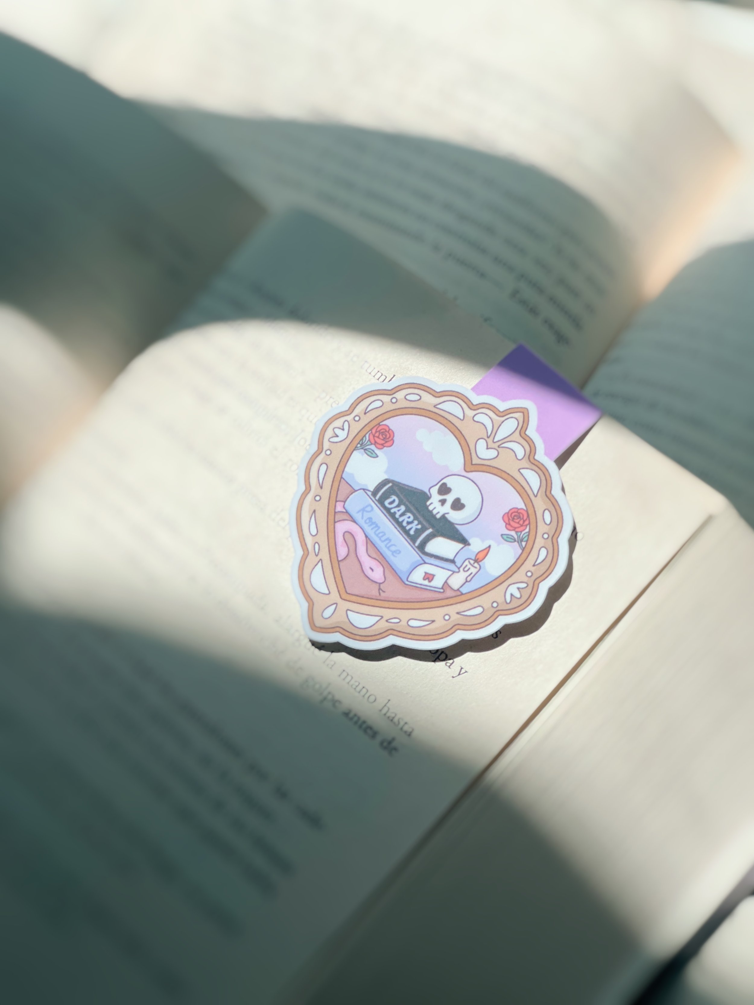 Dark Romance - Mini Marcapáginas Magnético