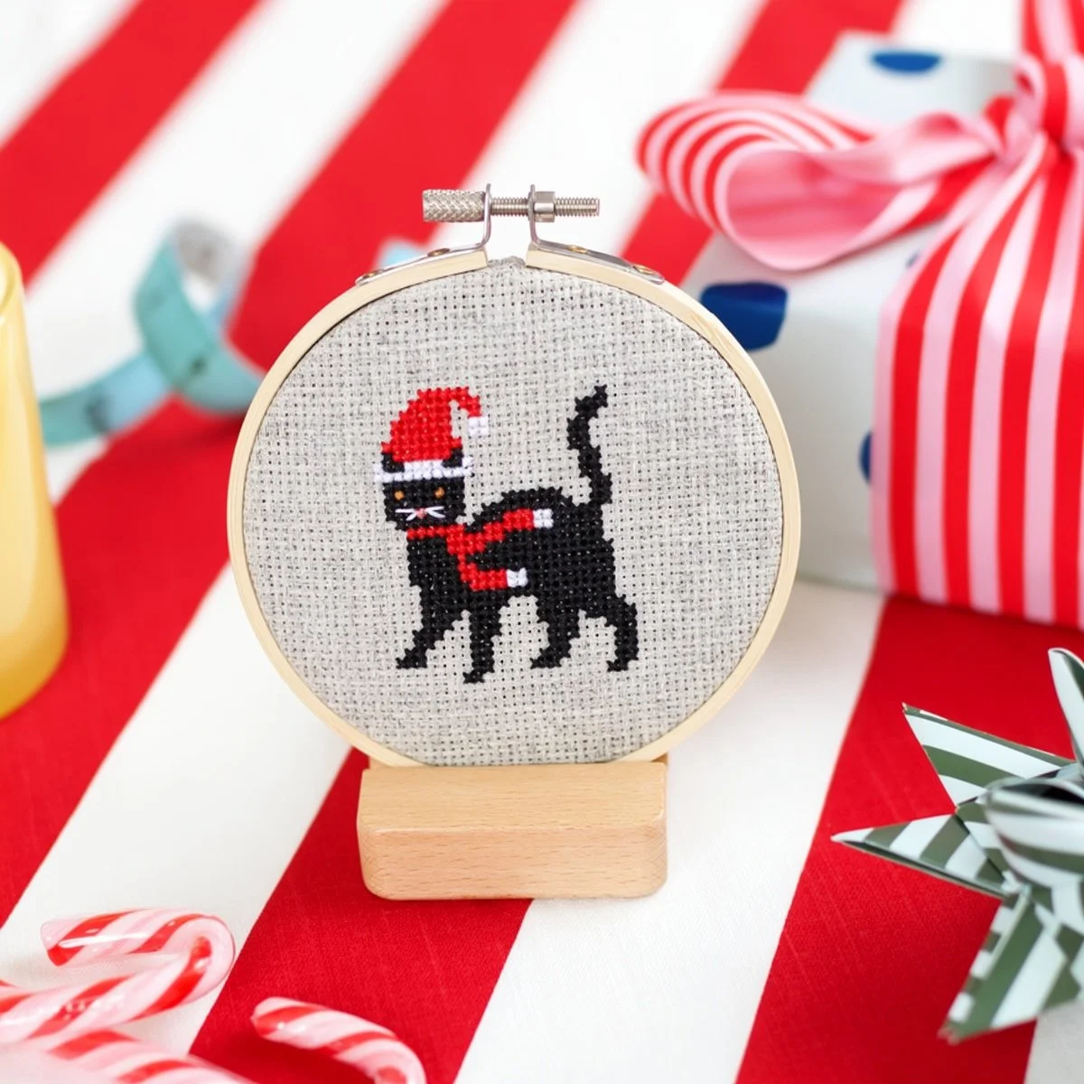Cotton Clara Mini Cross Stitch Kit - Christmas Cat