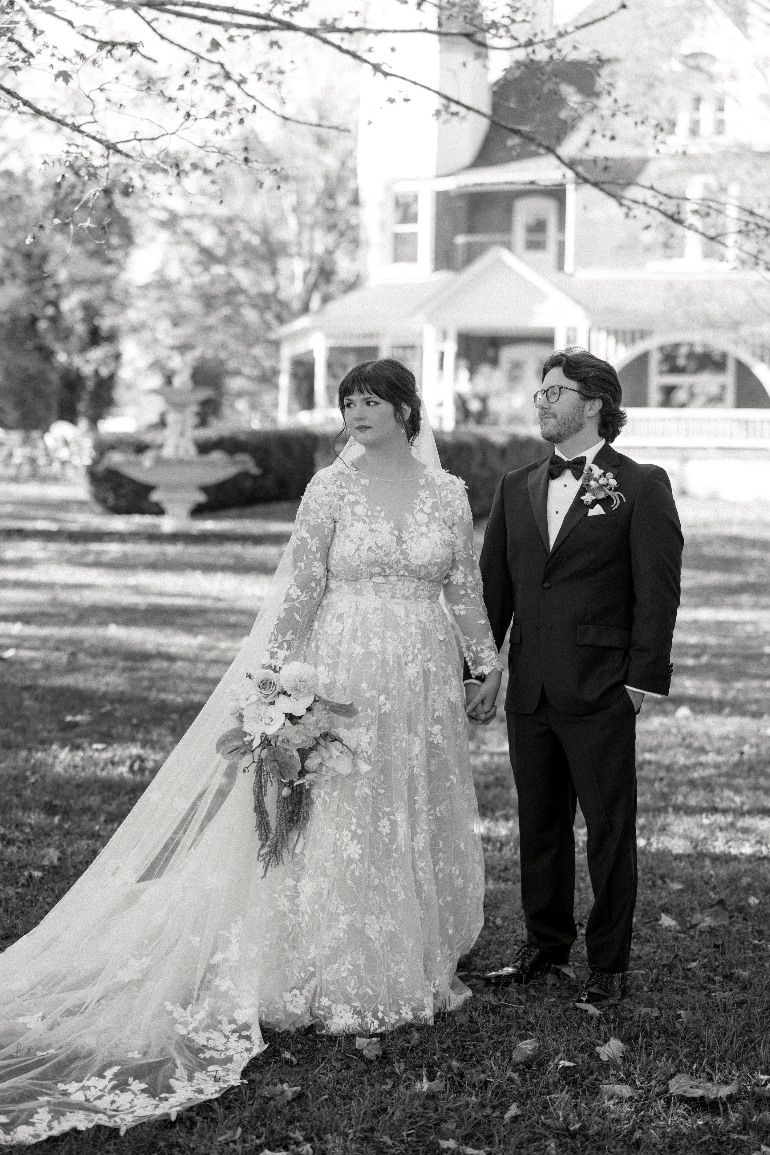 jillian-ford-wedding-whaley-mansion-bride-groom-tori-lynne-photography-46.jpg