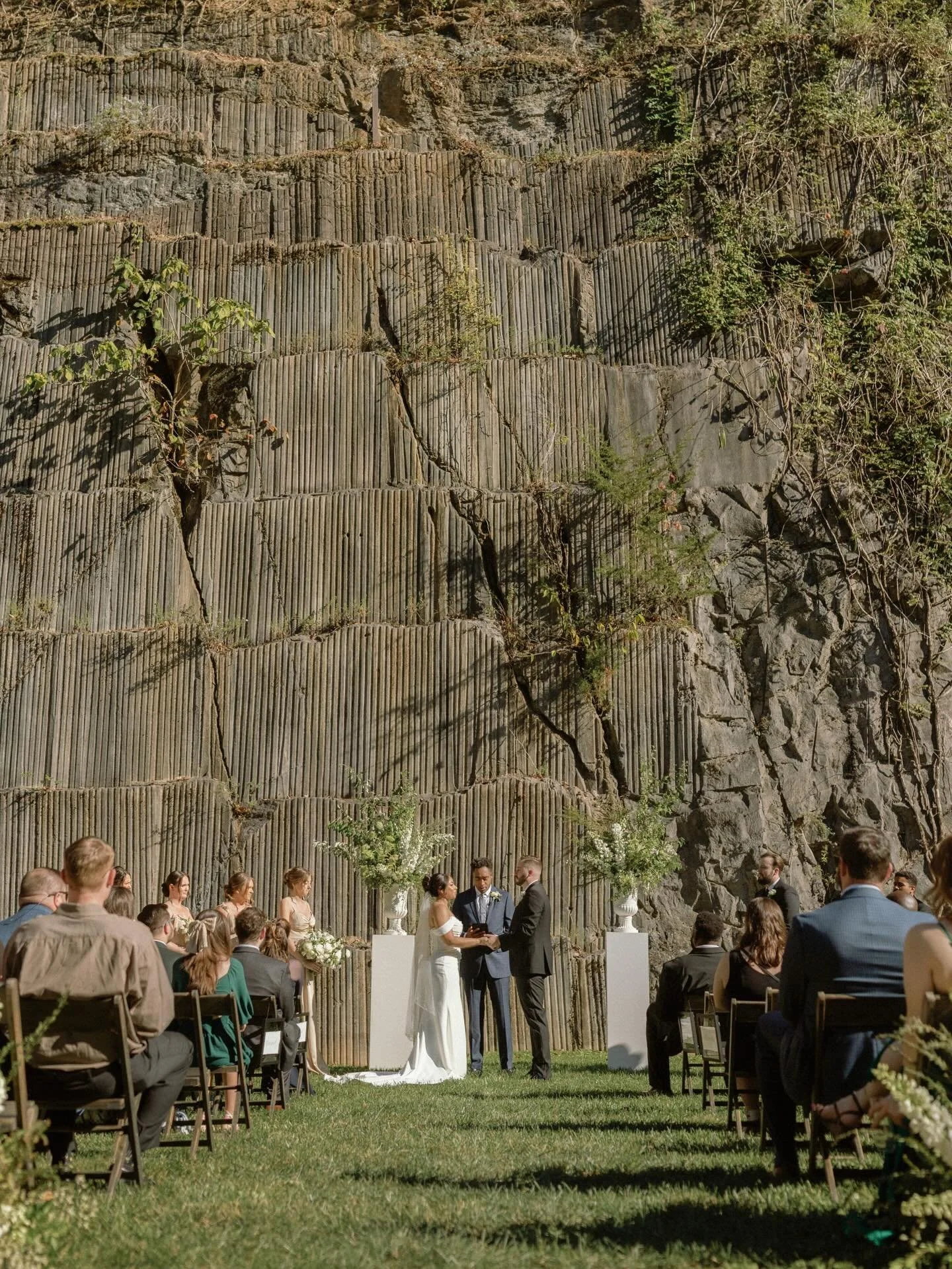 I love documenting weddings that feel deeply connected to their surroundings, and Annleah and Robert&rsquo;s day was one of the most beautiful reflections of that harmony I&rsquo;ve witnessed to date. 

Planning: @theexclusive_planninganddesign
Photo