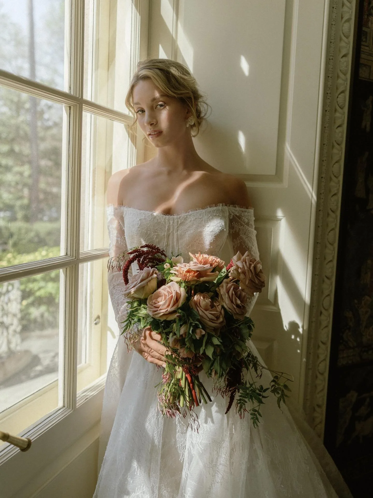 Portraits of Annadele, on digital &amp; film. 

Host: @styledshootsacrossamerica
Planning: @heatherbengeofficial
Venue: @ahcweddings
Flowers: @intrigueteaches workshop led by @intrigue_designs
Floral Co-host: @lush_design_studio_
Production Partner: 