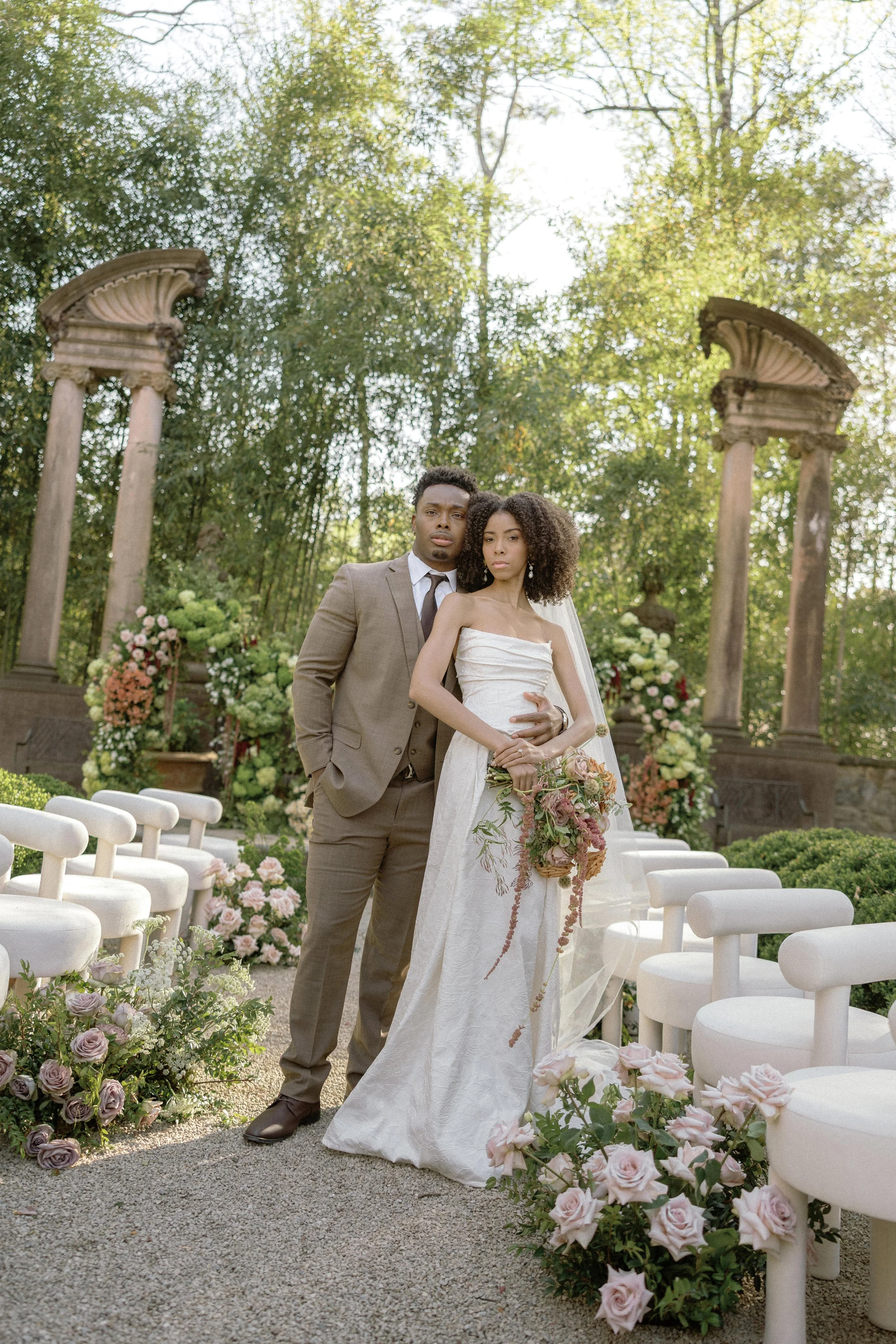 styled-shoots-across-america-swan-house-atlanta-couple-tori-lynne-photography-36.jpg