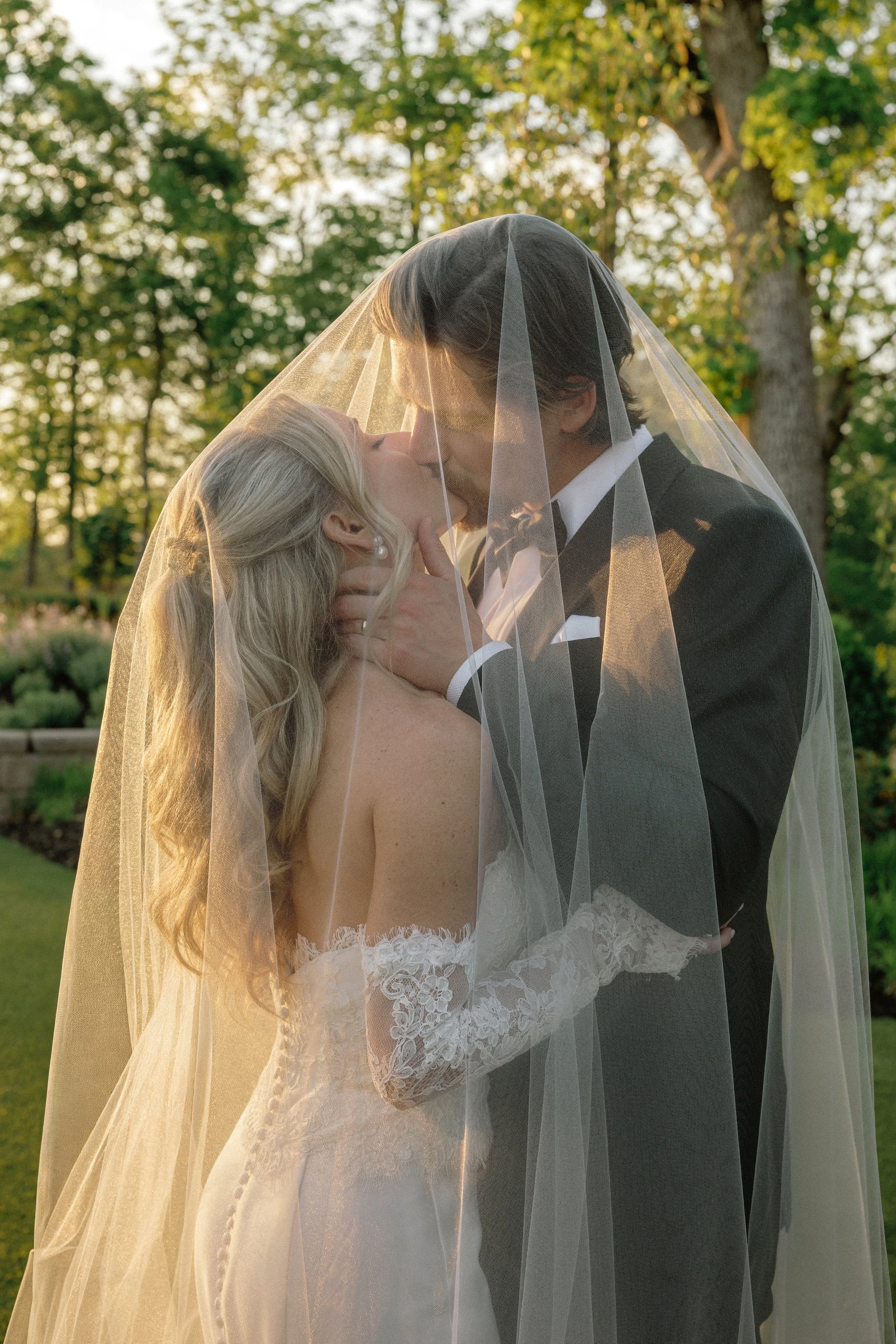 nichols-heir-grand-hall-spring-wedding-second-shooter-sample-tori-lynne-photography-91.jpg