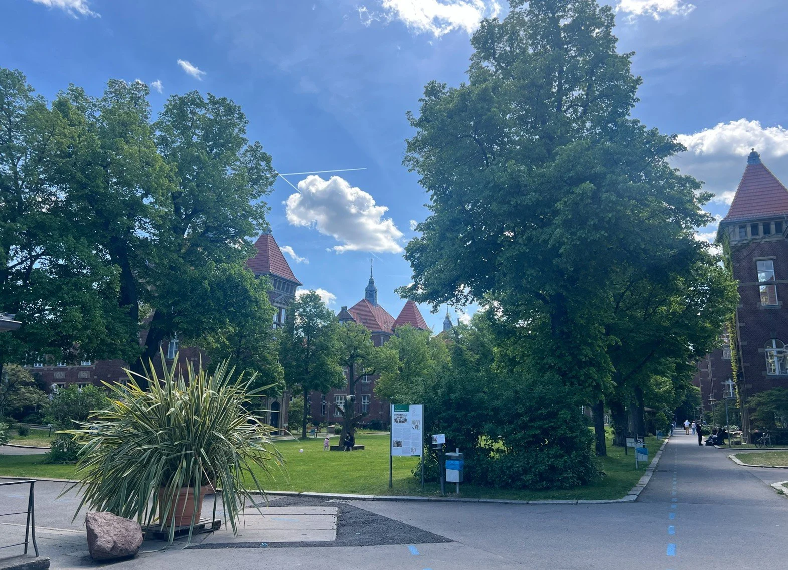 DRK Kliniken Berlin - Westend - Berlin  |  DRK Kliniken Berlin  |  4,9 Mio. € / netto