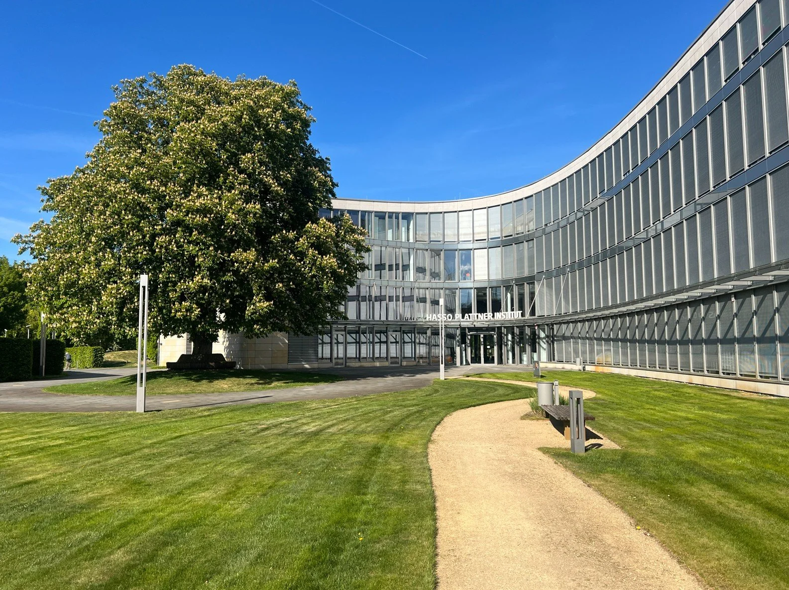 Hasso-Plattner-Institut Potsdam  |  2,85 Mio. € / netto