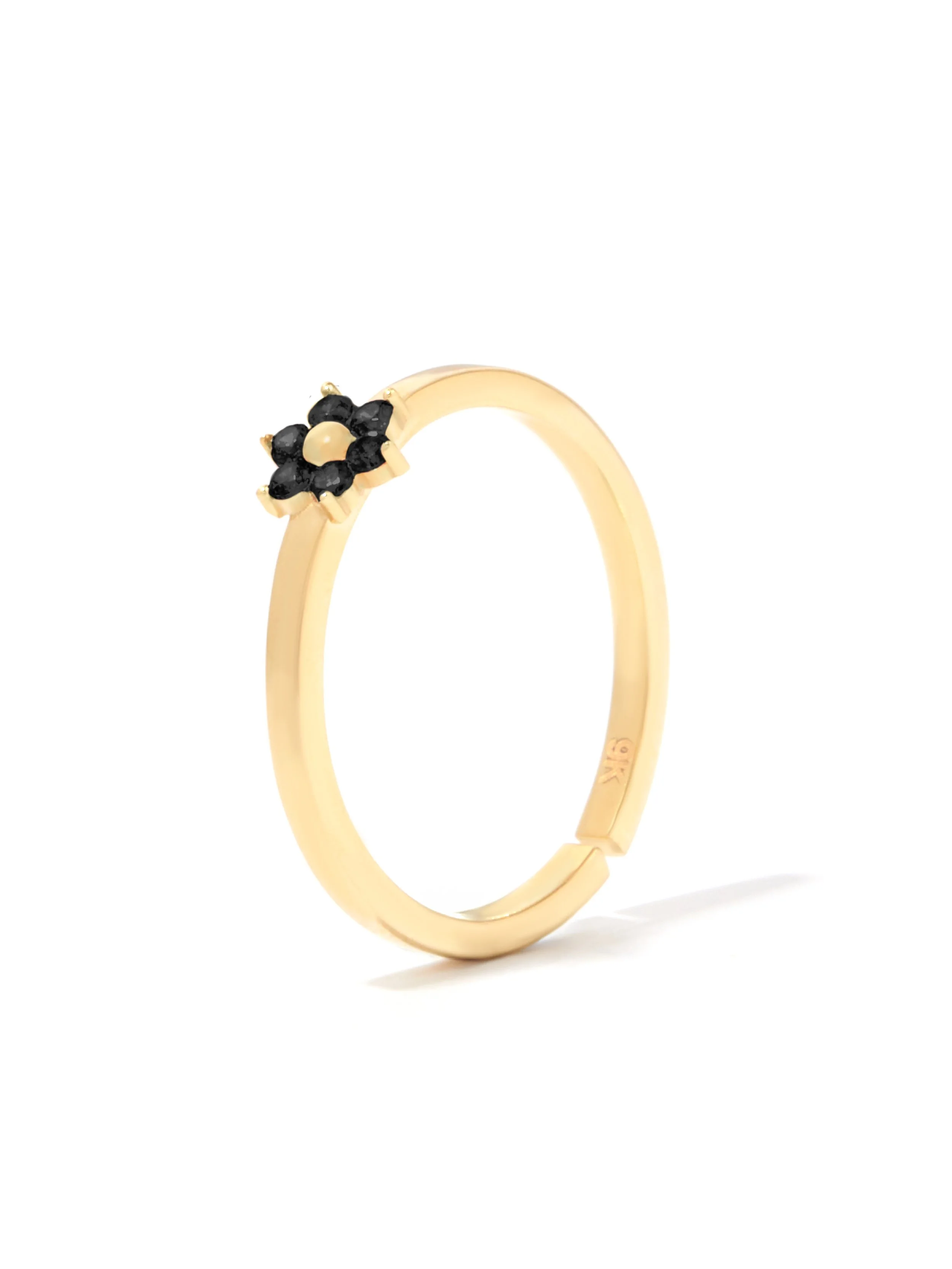 Masaat_Ecom_Rings_Stood_21.jpg