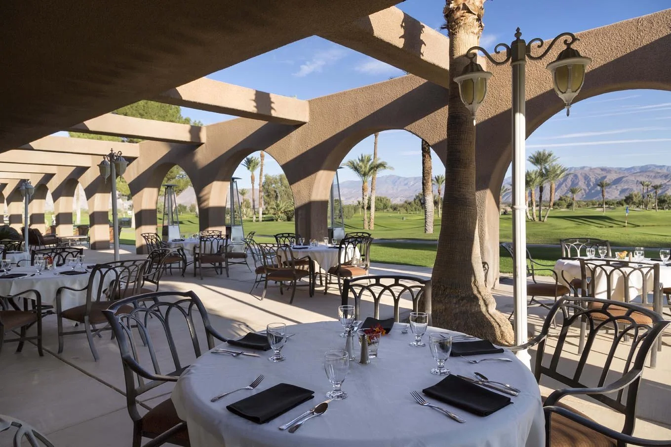 500_kb_Outdoor_Dining.jpg