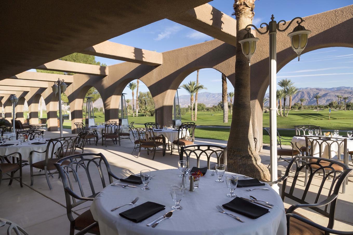500_kb_Outdoor_Dining.jpg