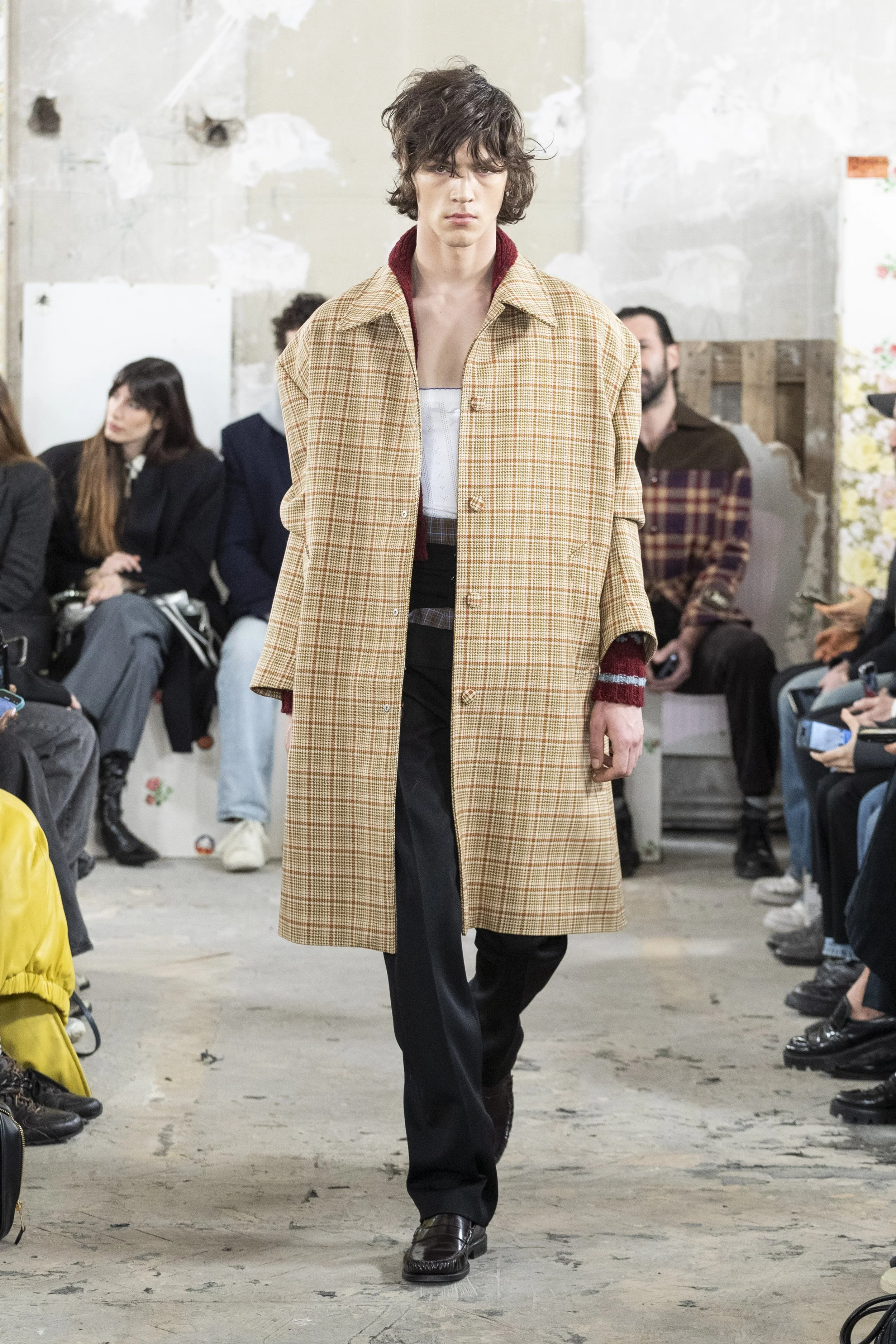 MERYLL_ROGGE_FW25_©ALESSANDRO GAROFALO_LOOK 15.jpg